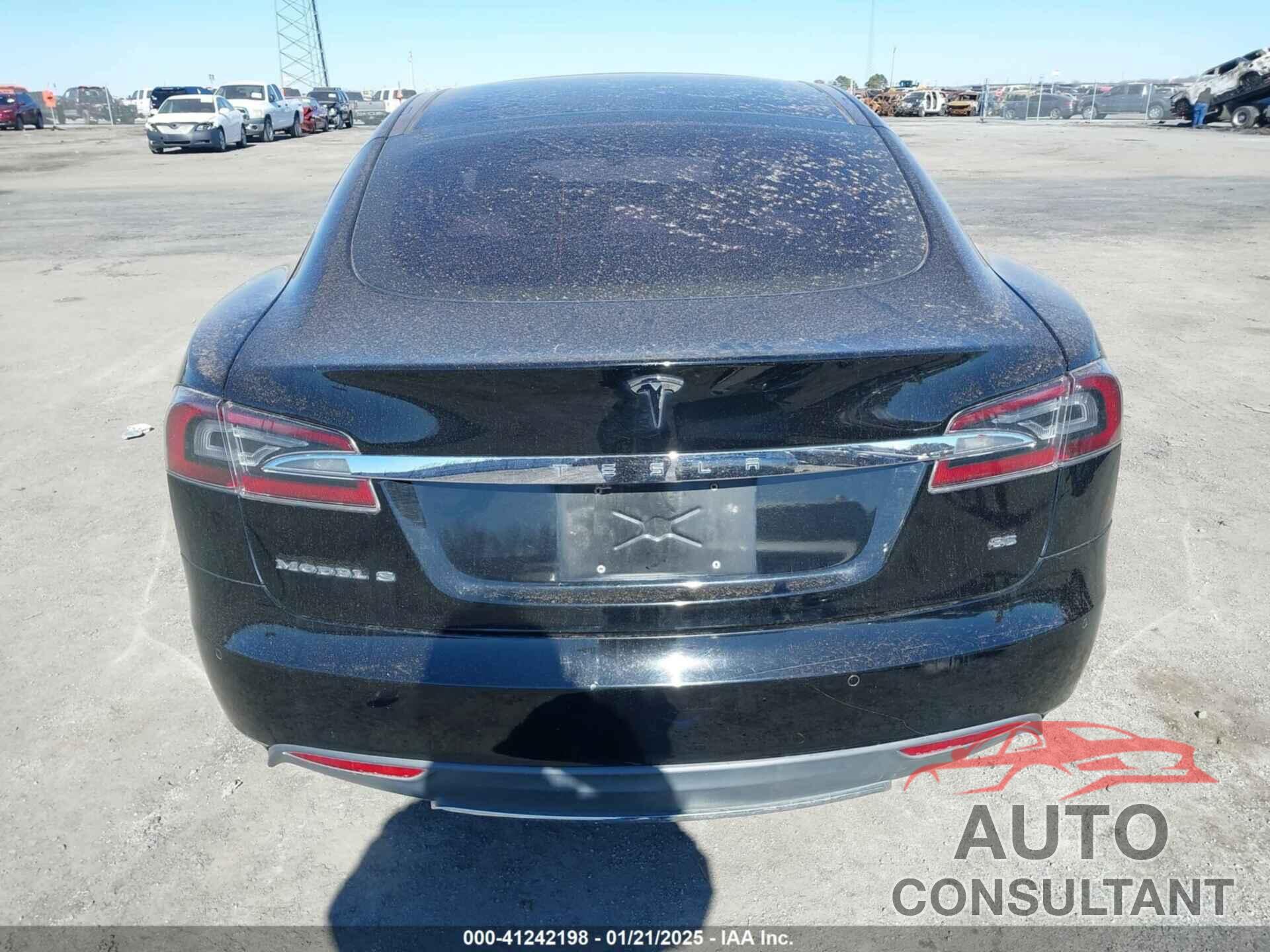 TESLA MODEL S 2014 - 5YJSA1H12EFP42224