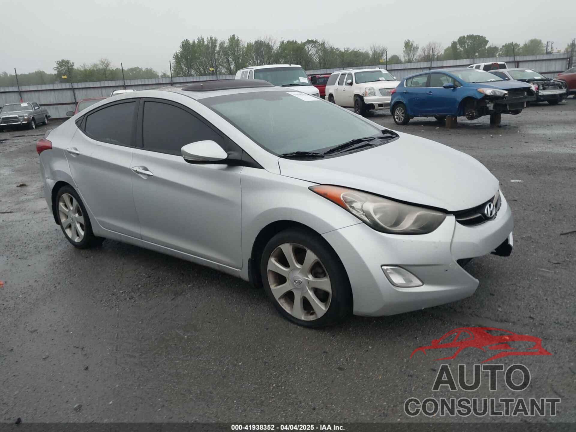 HYUNDAI ELANTRA 2013 - KMHDH4AE9DU499015