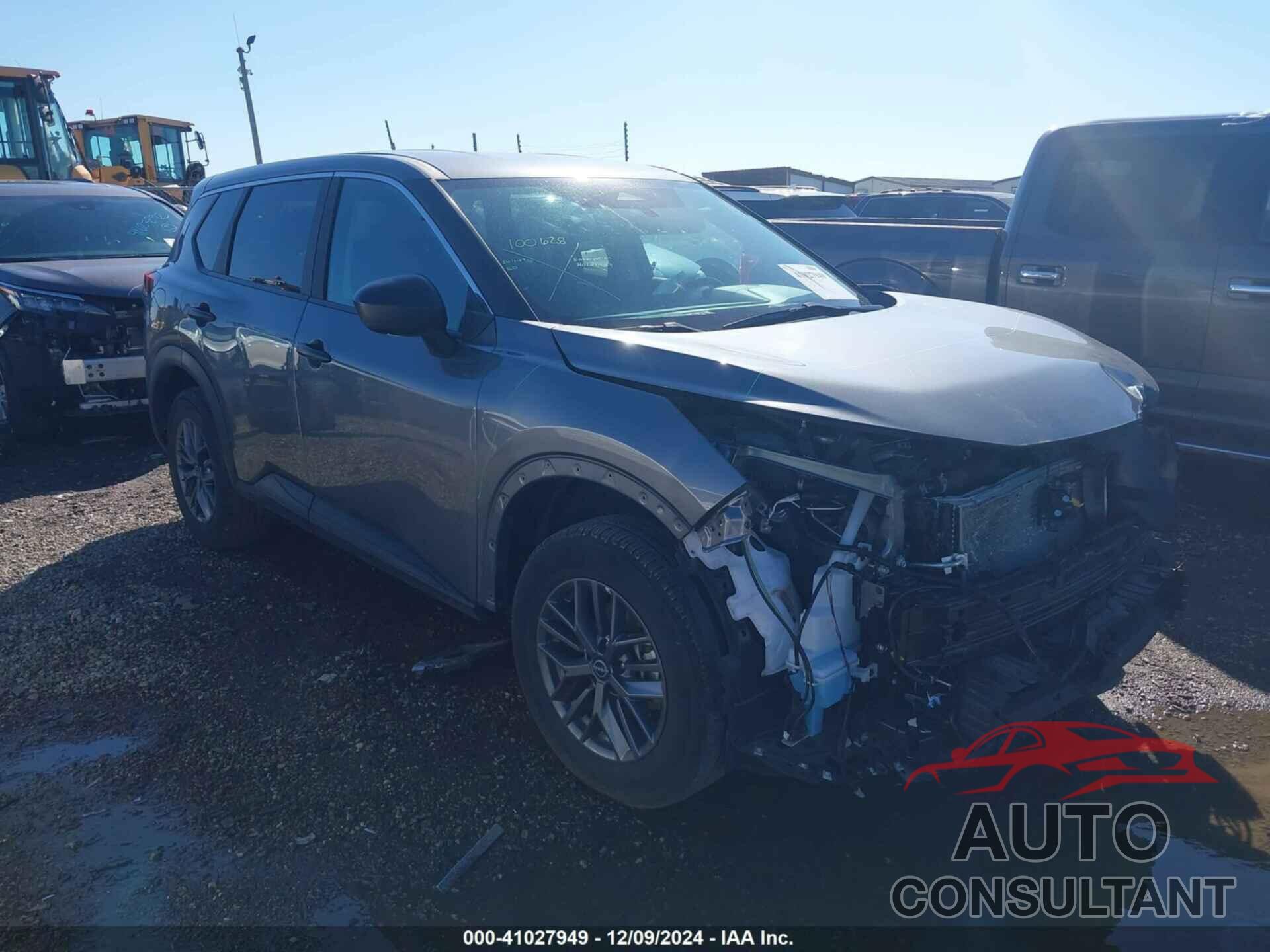 NISSAN ROGUE 2024 - 5N1BT3AB1RC677602