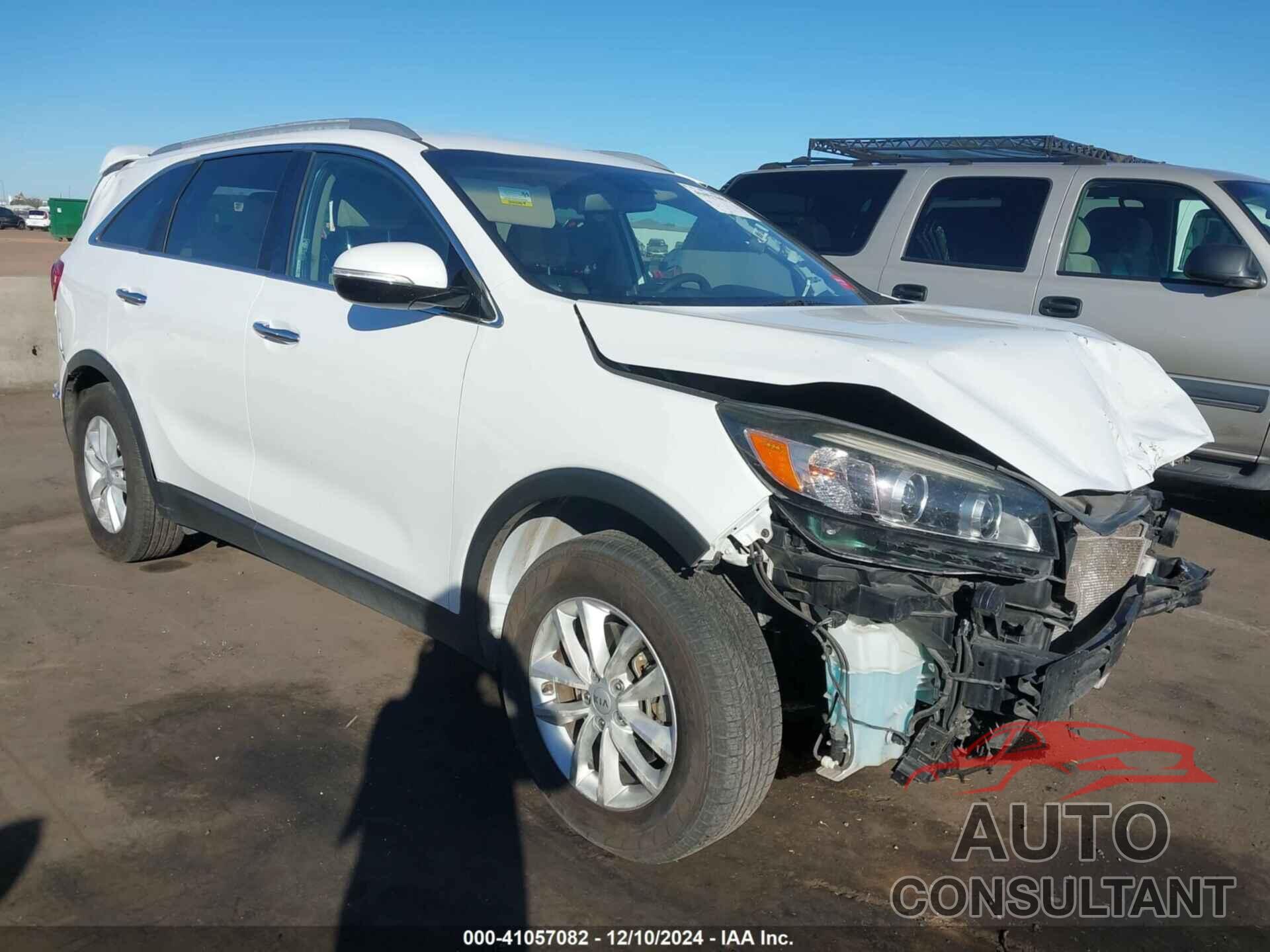 KIA SORENTO 2018 - 5XYPG4A38JG341099