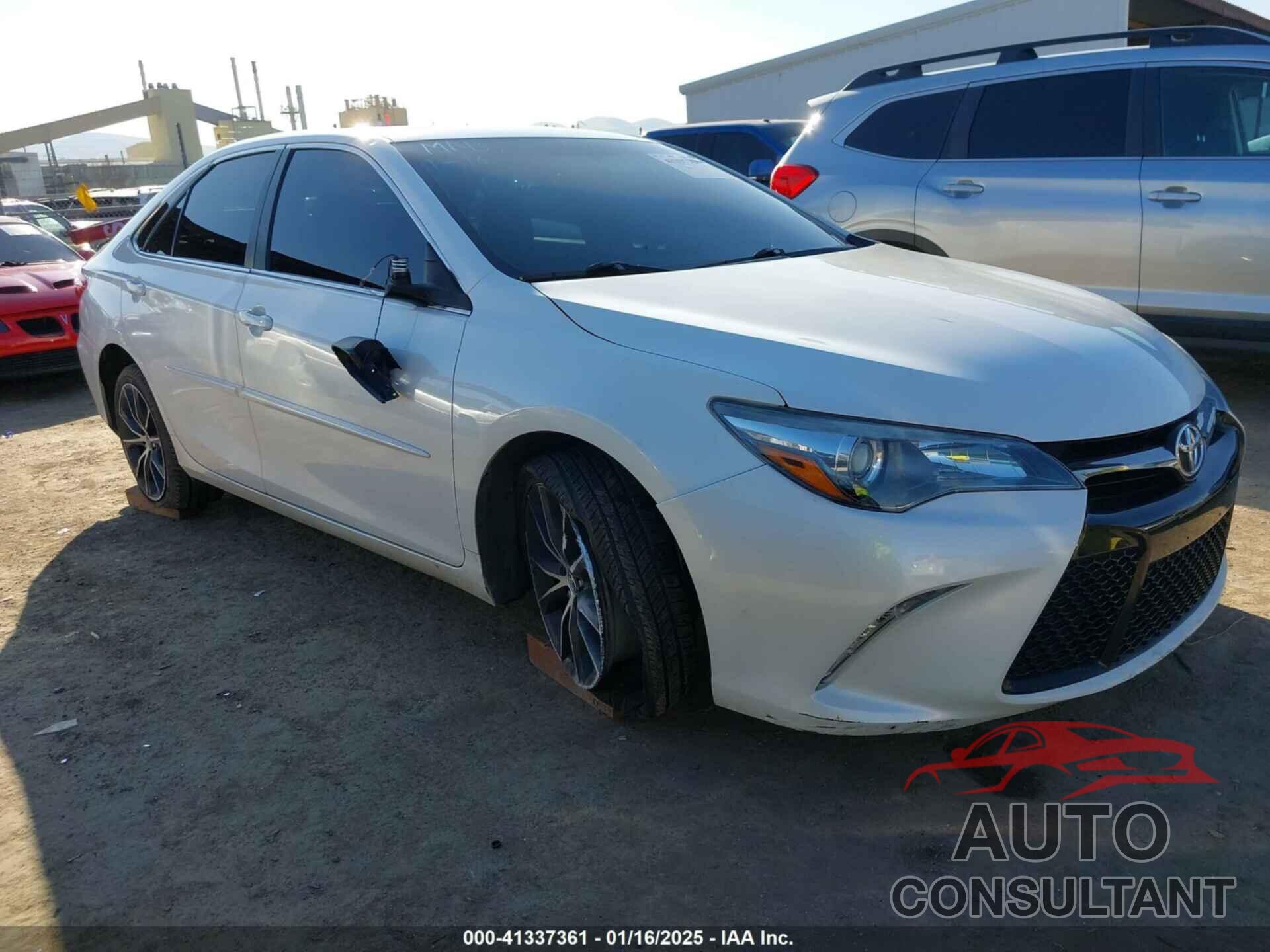 TOYOTA CAMRY 2015 - 4T1BF1FK4FU909944