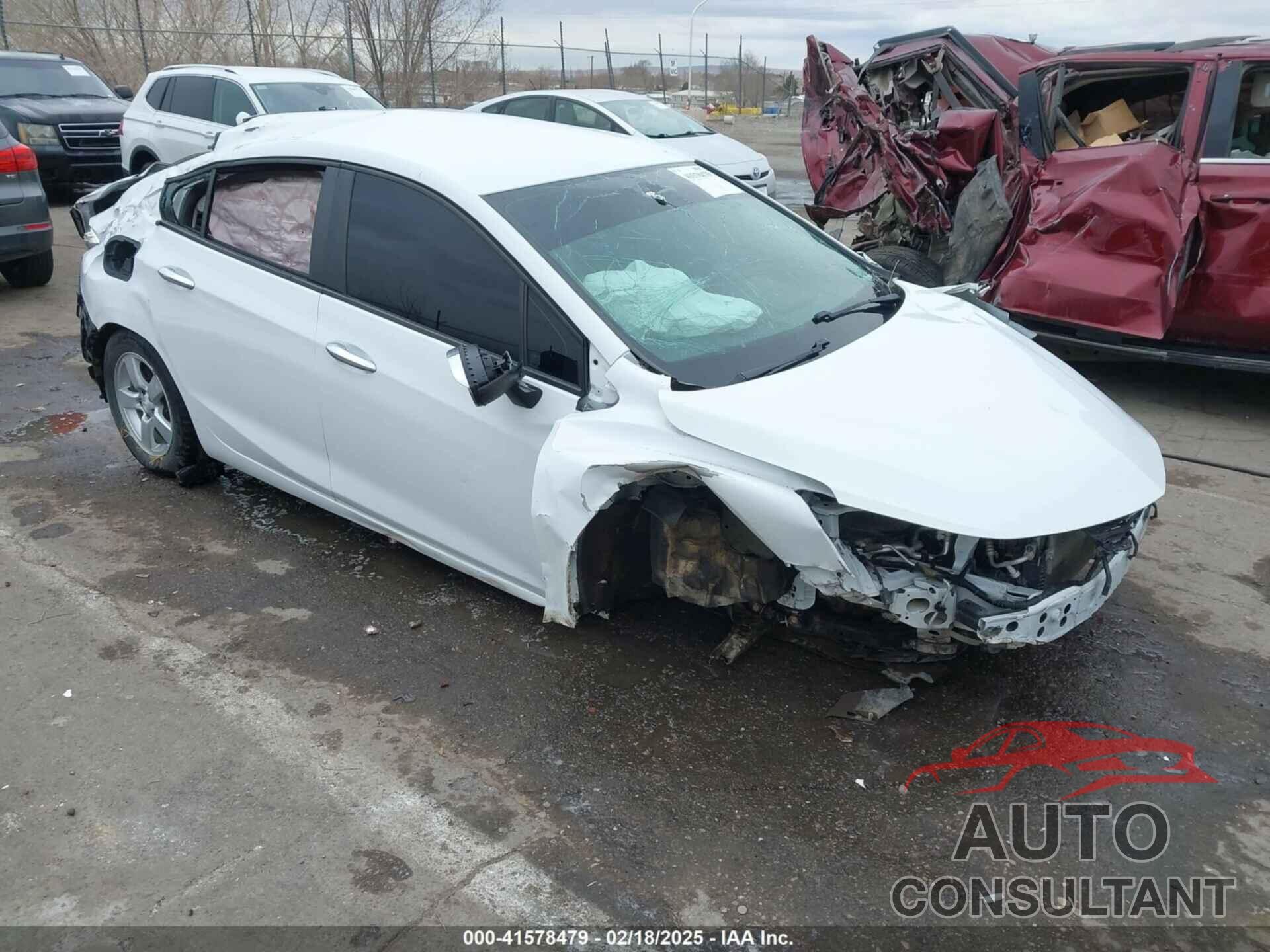 CHEVROLET CRUZE 2018 - 1G1BC5SM4J7228954