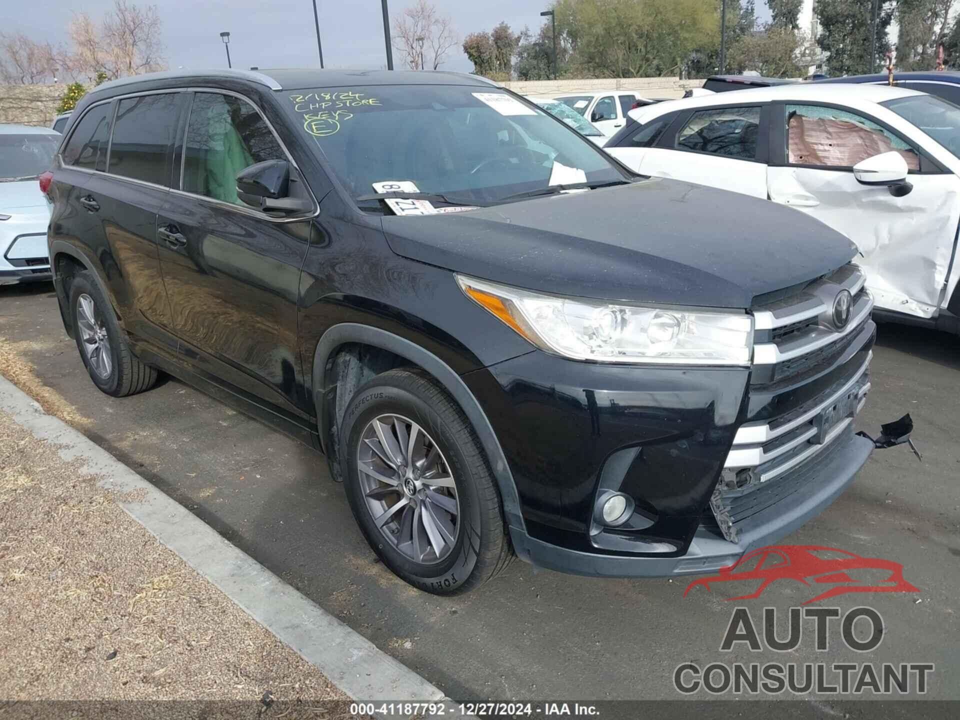 TOYOTA HIGHLANDER 2018 - 5TDJZRFH4JS537223