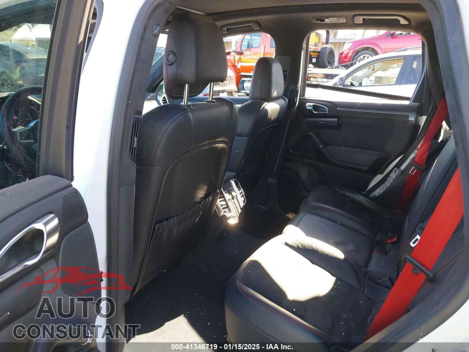 PORSCHE CAYENNE 2016 - WP1AD2A26GLA72168