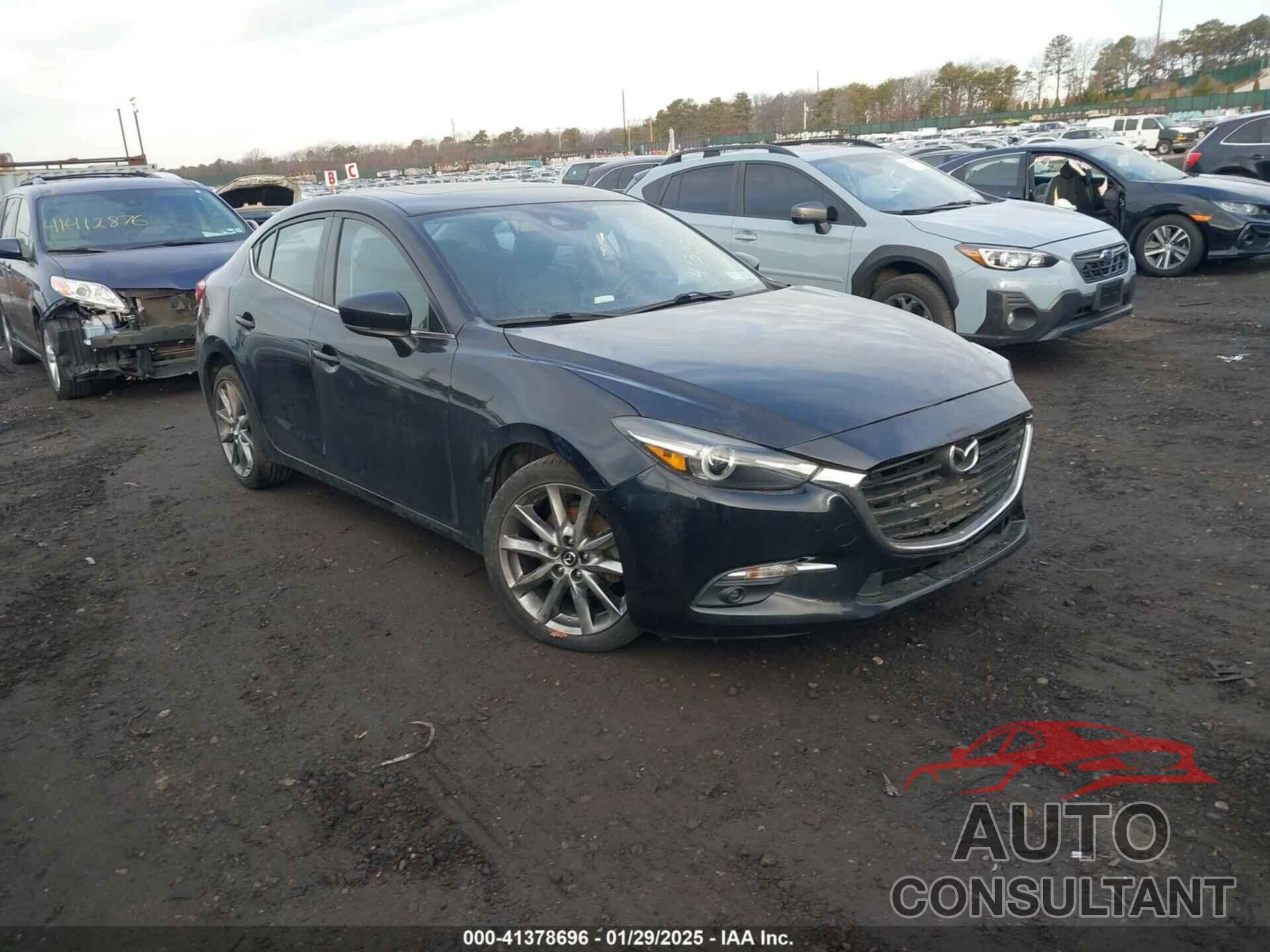 MAZDA MAZDA3 2018 - 3MZBN1W3XJM174820