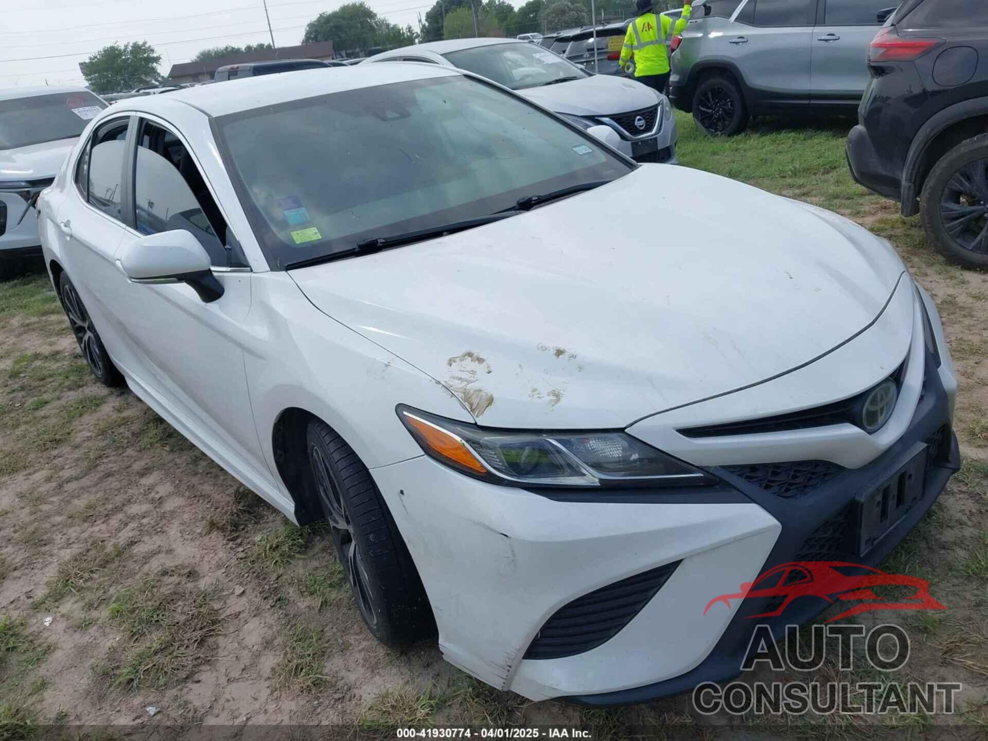 TOYOTA CAMRY 2019 - 4T1B11HK2KU181708