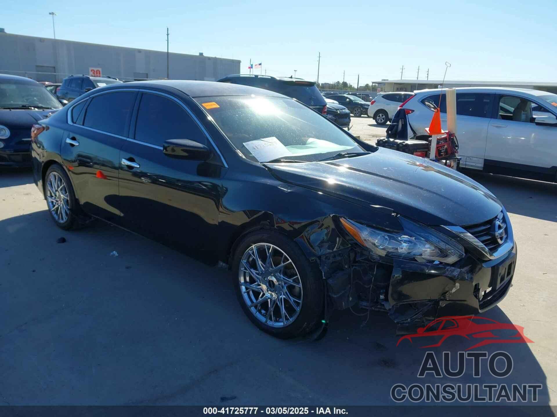 NISSAN ALTIMA 2017 - 1N4AL3AP7HN337102