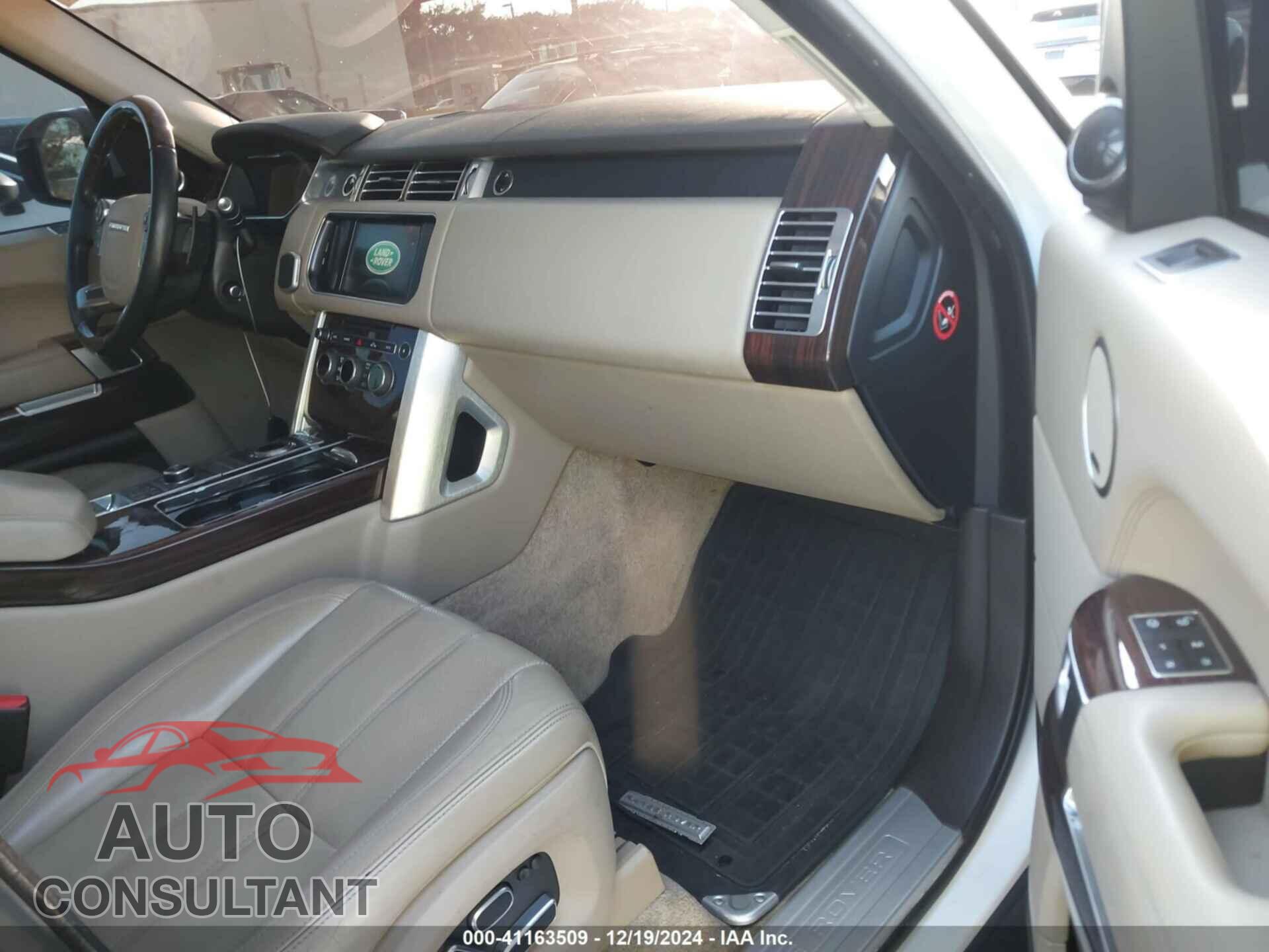LAND ROVER RANGE ROVER 2014 - SALGS2TF1EA162007