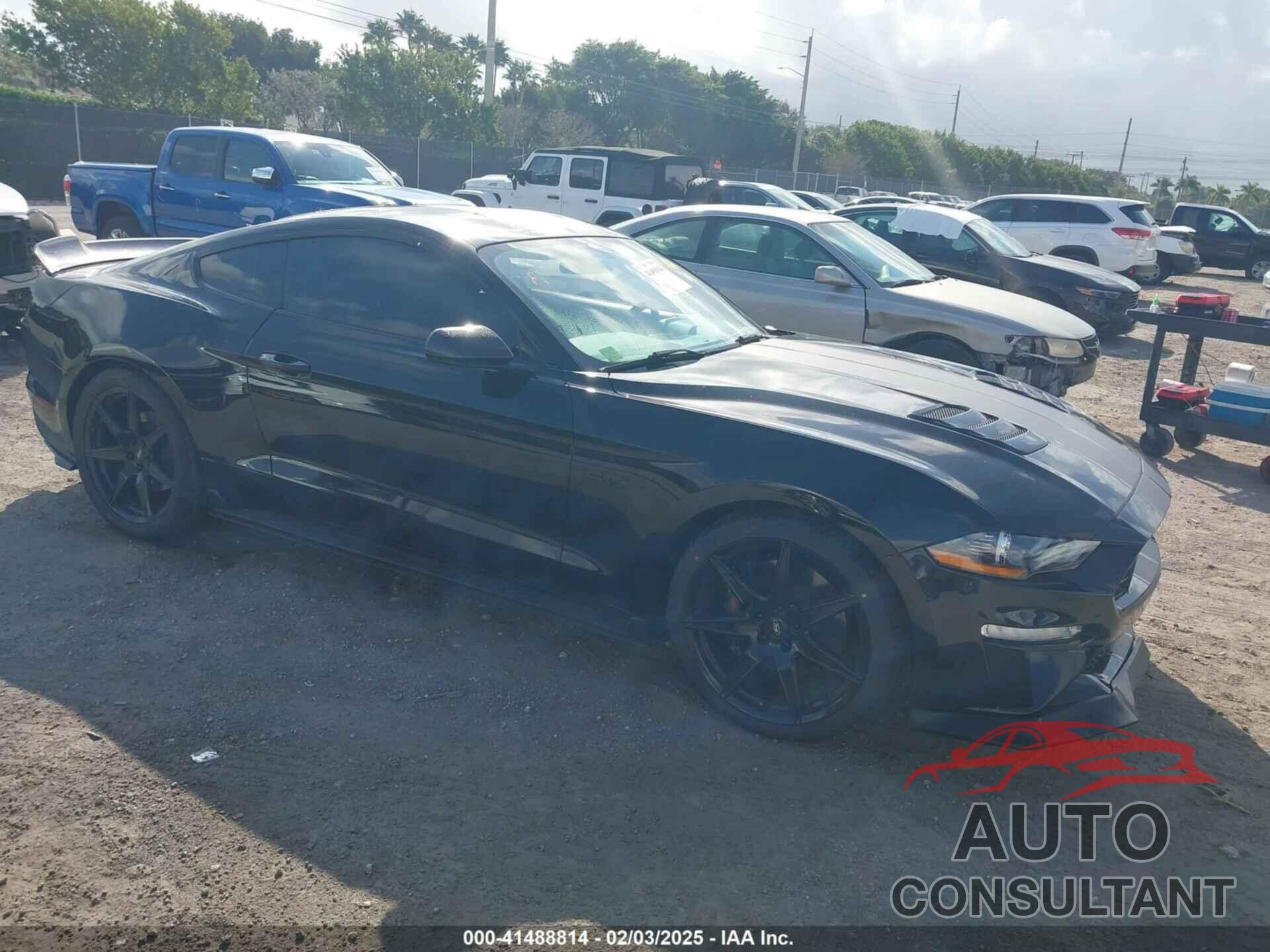 FORD MUSTANG 2020 - 1FA6P8CF0L5105719