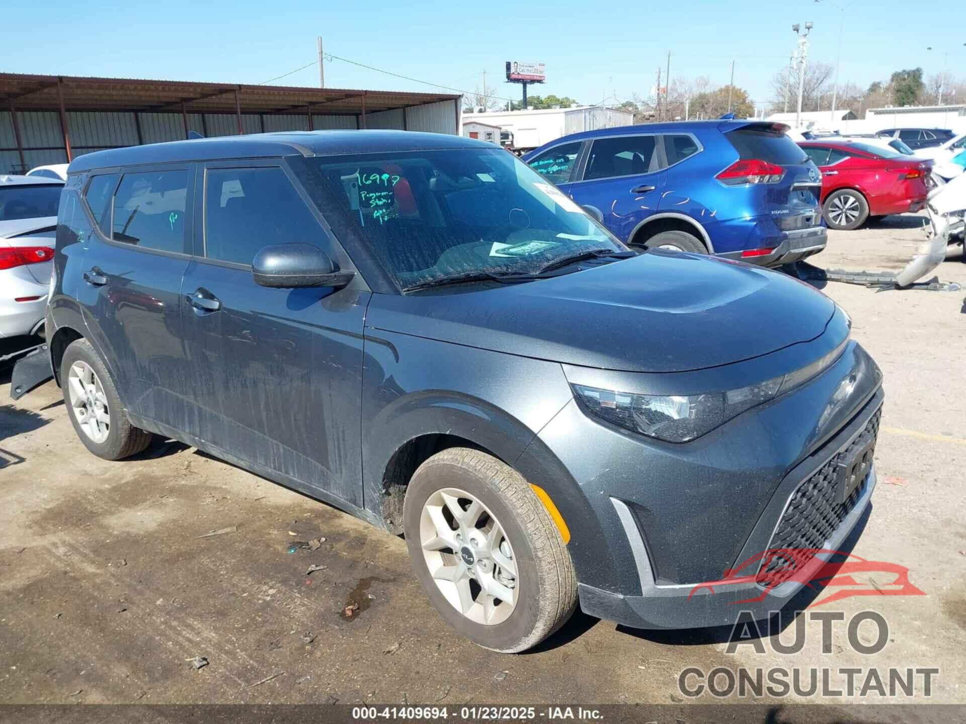 KIA SOUL 2024 - KNDJ23AU3R7242366