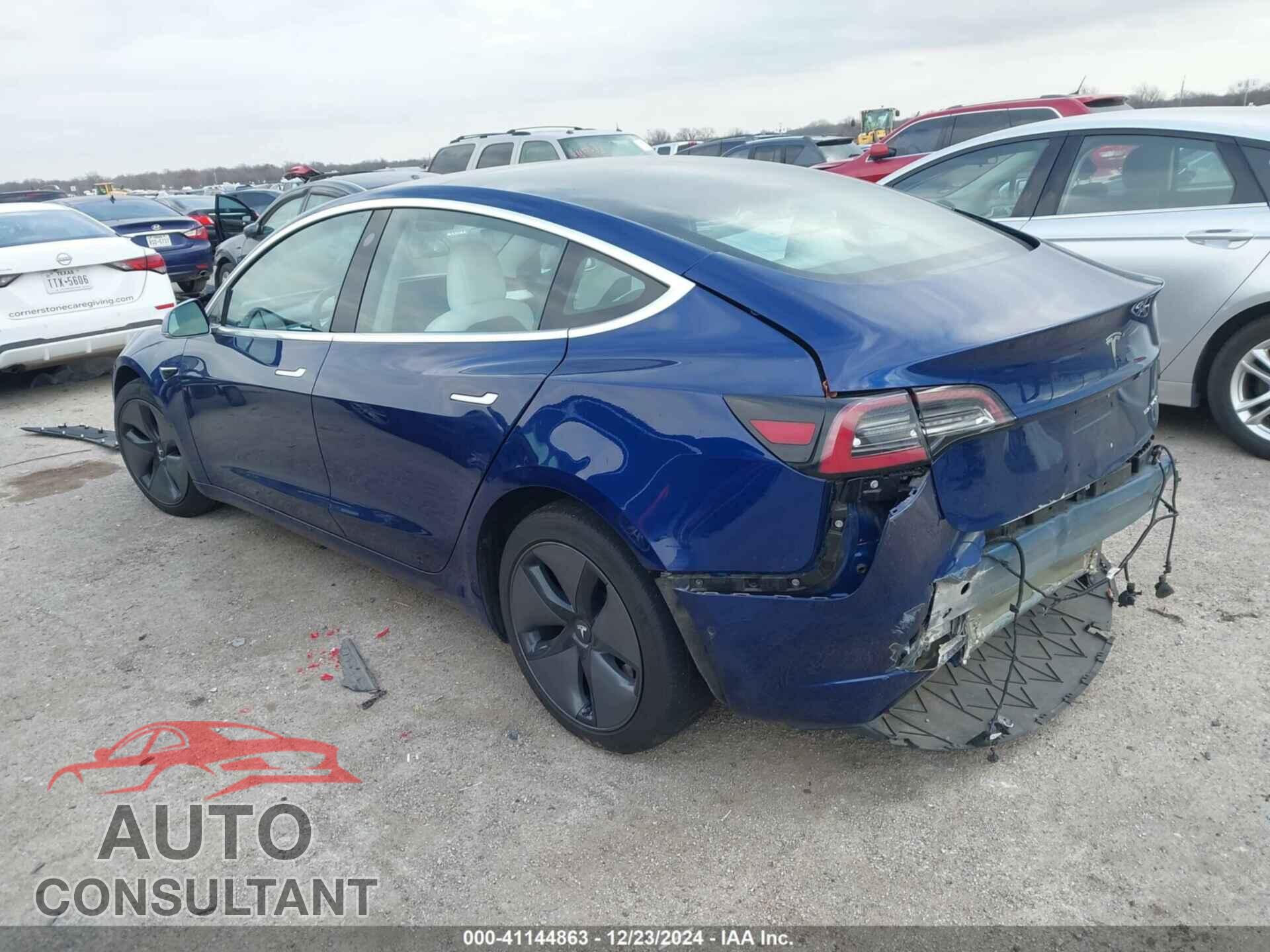 TESLA MODEL 3 2018 - 5YJ3E1EB5JF122175