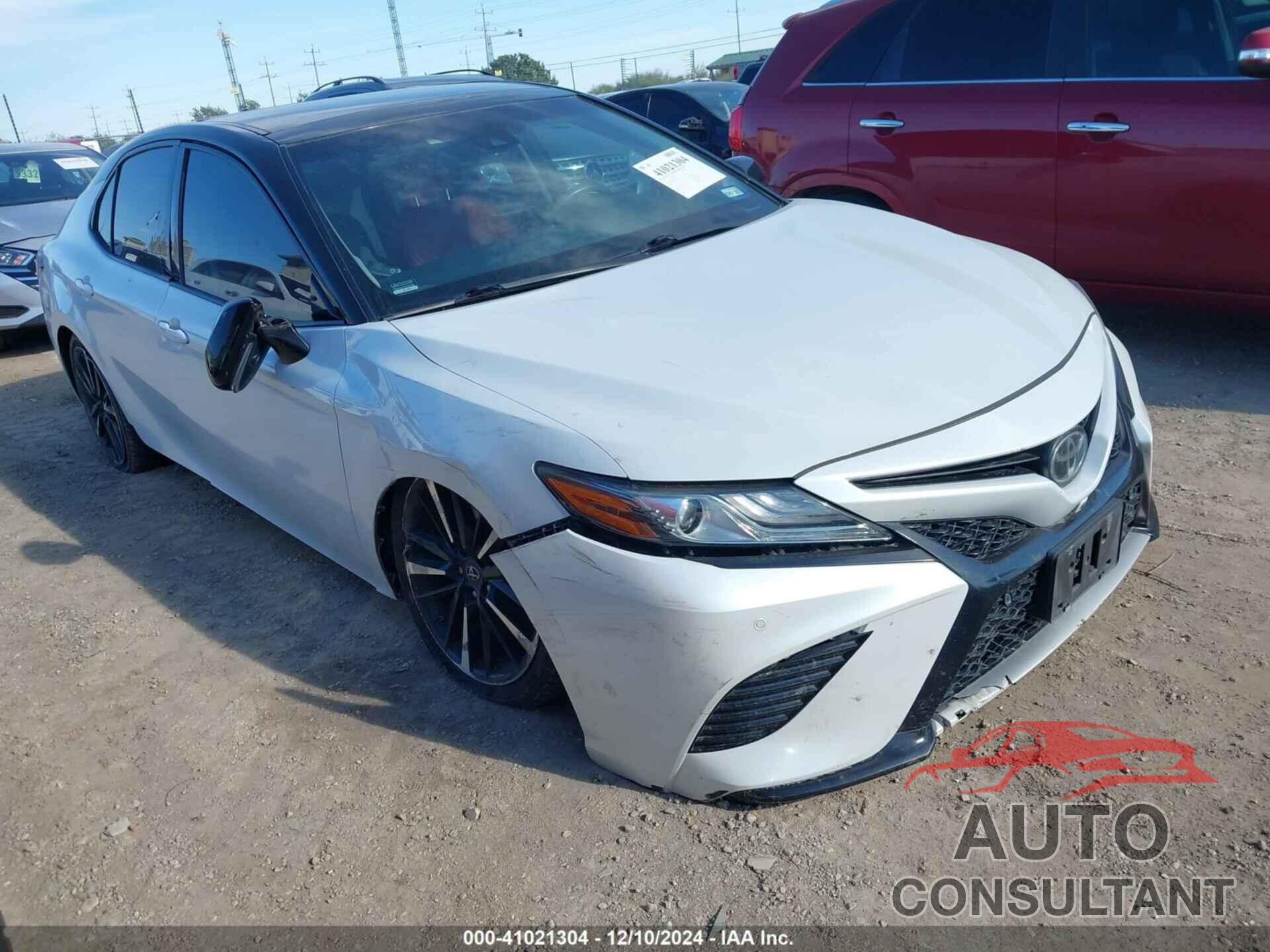 TOYOTA CAMRY 2018 - 4T1BZ1HK2JU011050