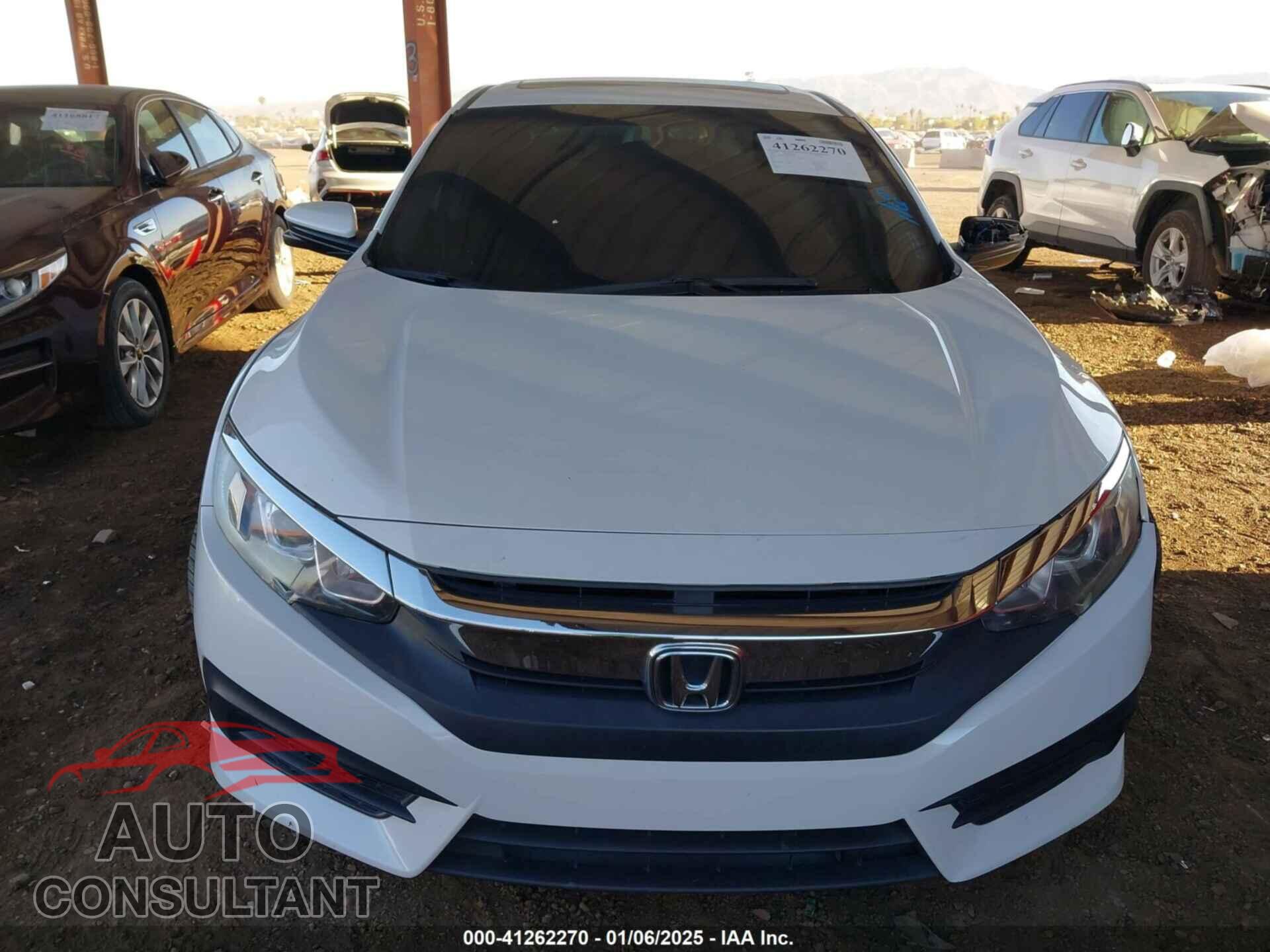 HONDA CIVIC 2017 - 19XFC2F77HE060913
