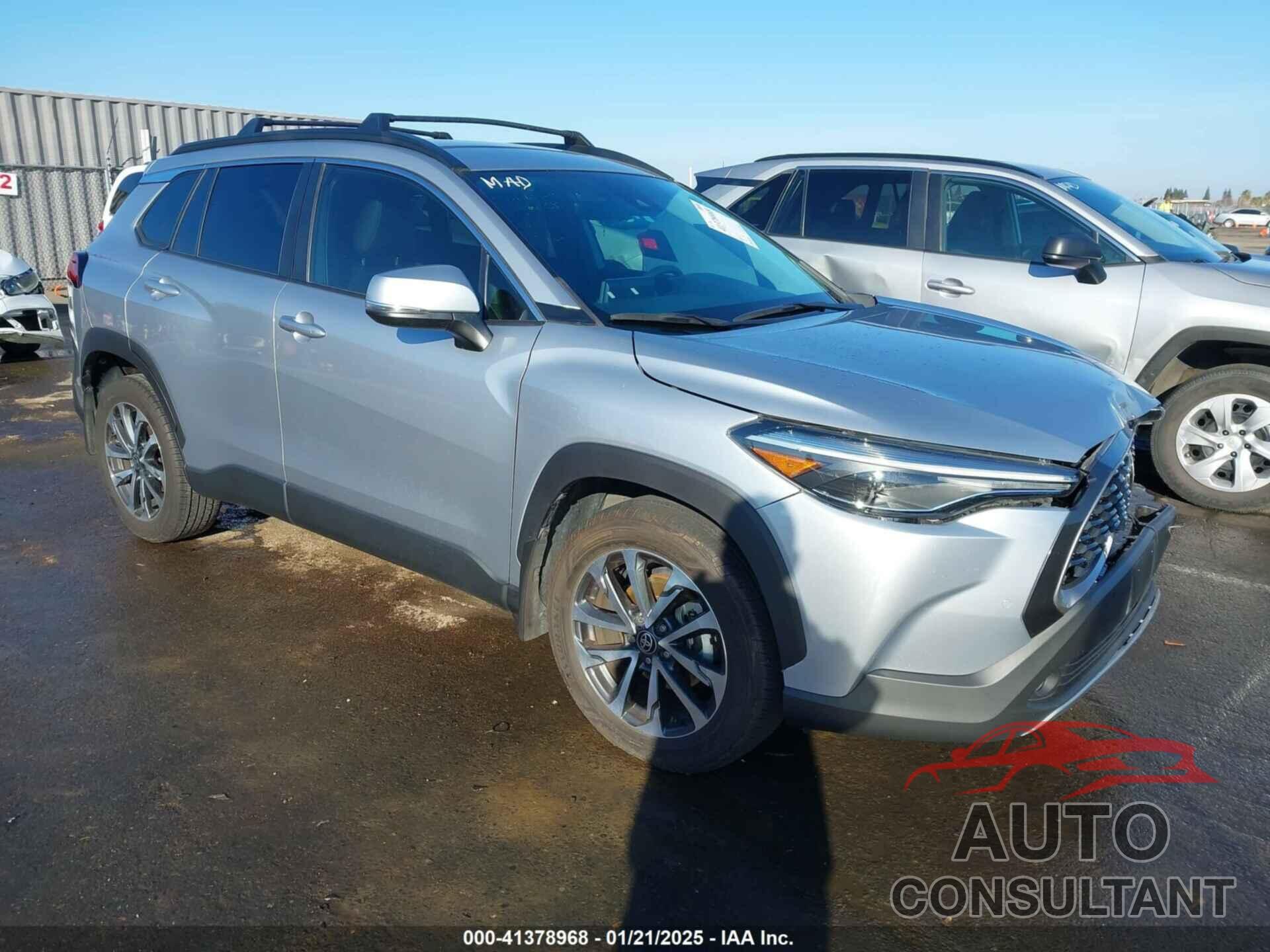 TOYOTA COROLLA CROSS 2022 - 7MUEAAAG6NV016105