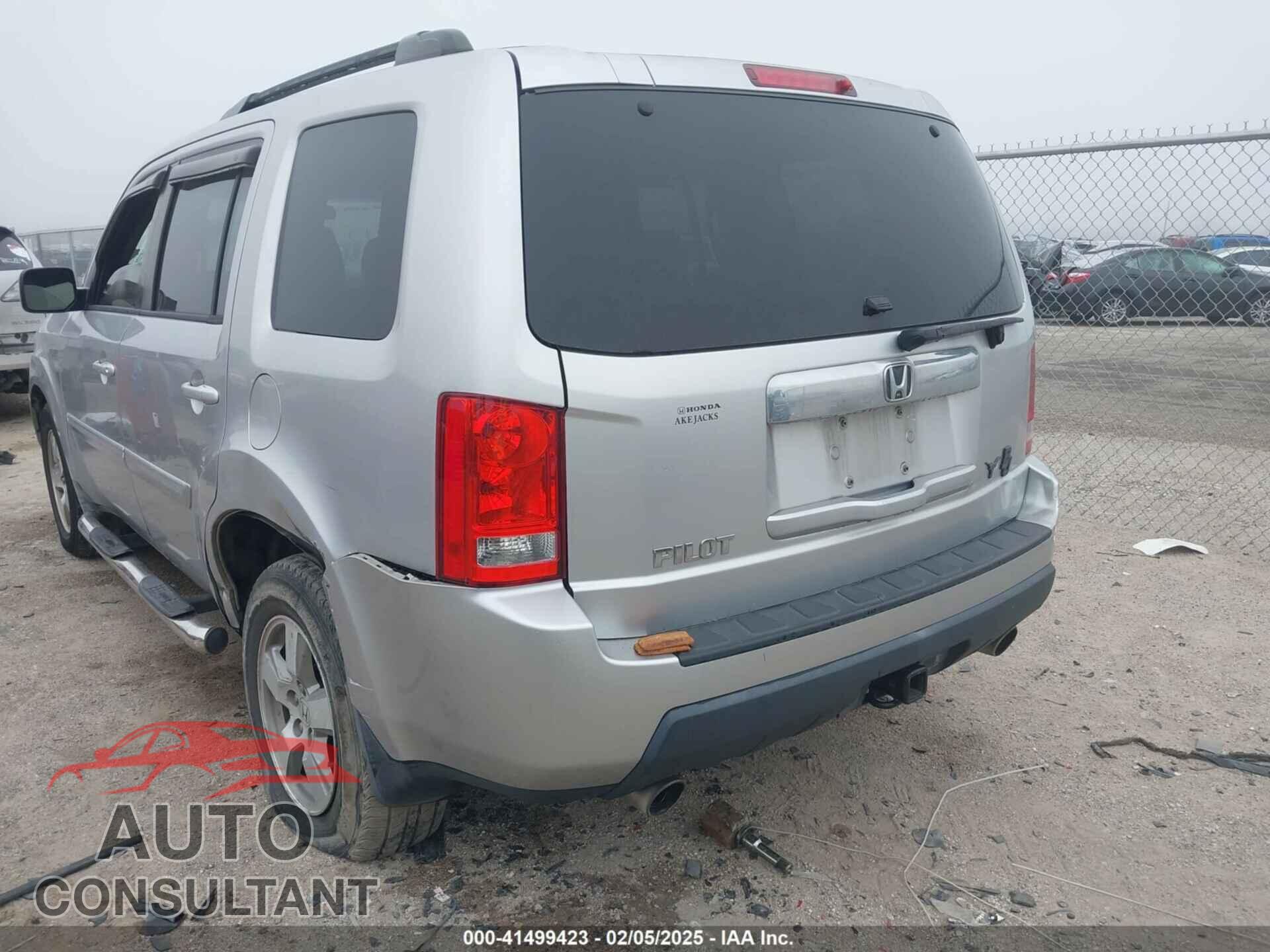 HONDA PILOT 2010 - 5FNYF3H41AB003681