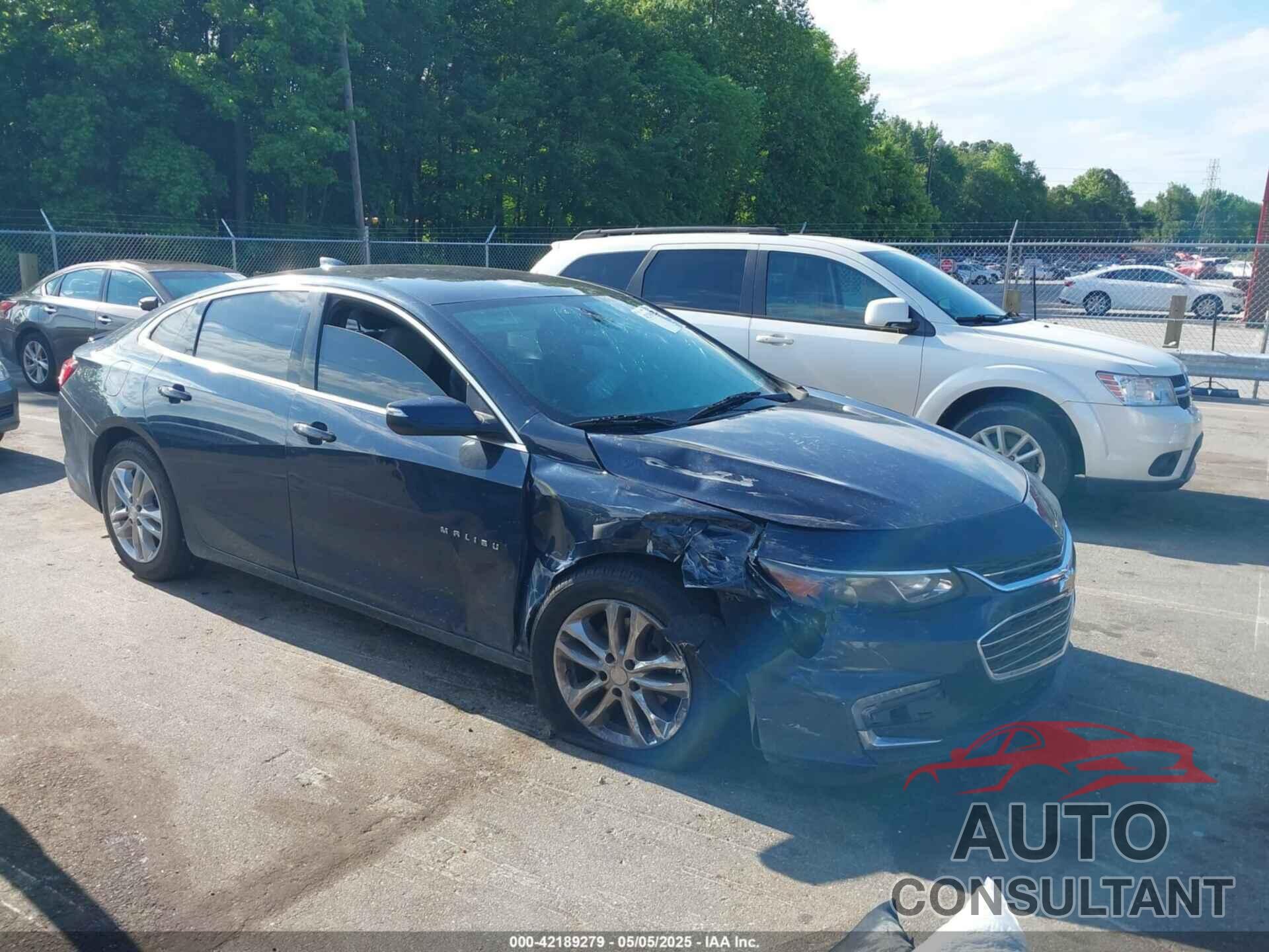CHEVROLET MALIBU 2017 - 1G1ZE5ST2HF264769