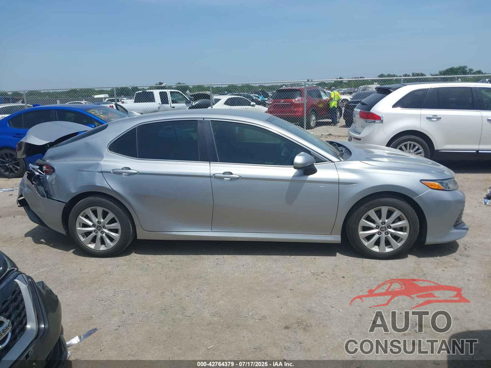 TOYOTA CAMRY 2020 - 4T1C11AK5LU365542