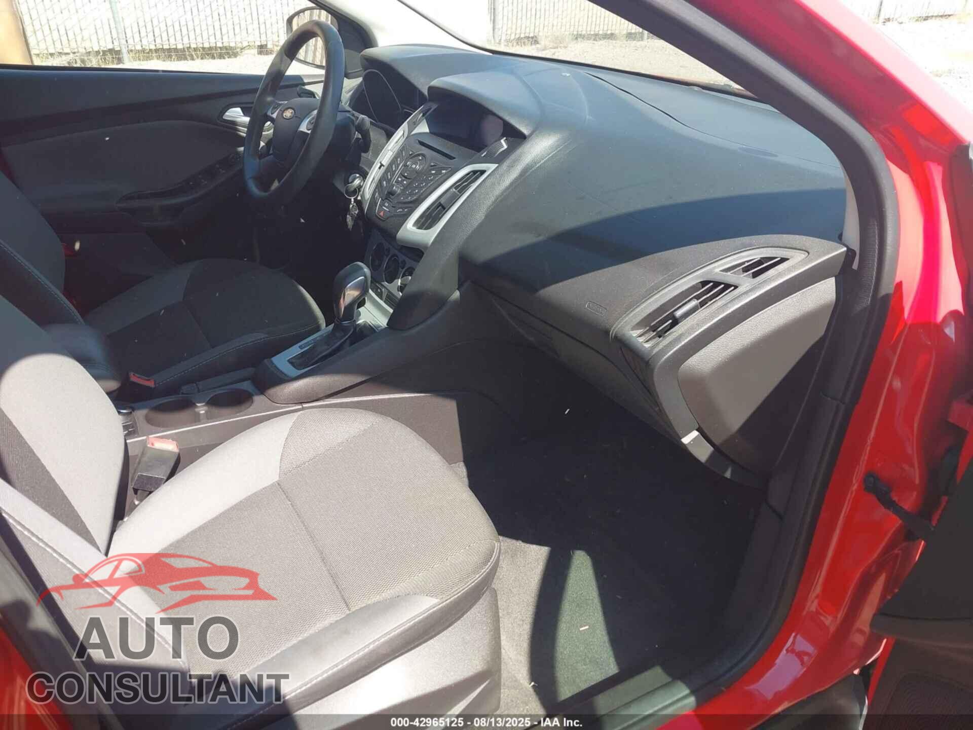 FORD FOCUS 2014 - 1FADP3F27EL186509