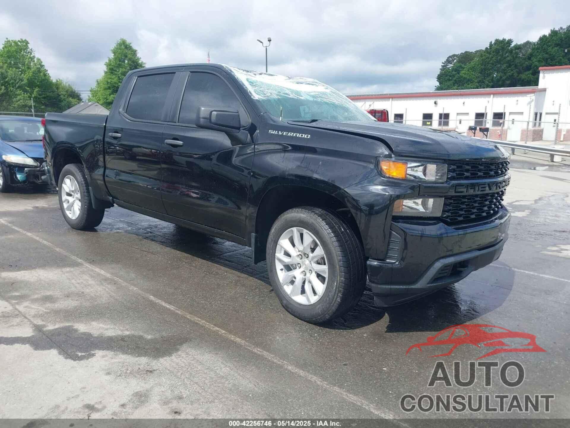 CHEVROLET SILVERADO 1500 LTD 2022 - 1GCPYBEK8NZ135310