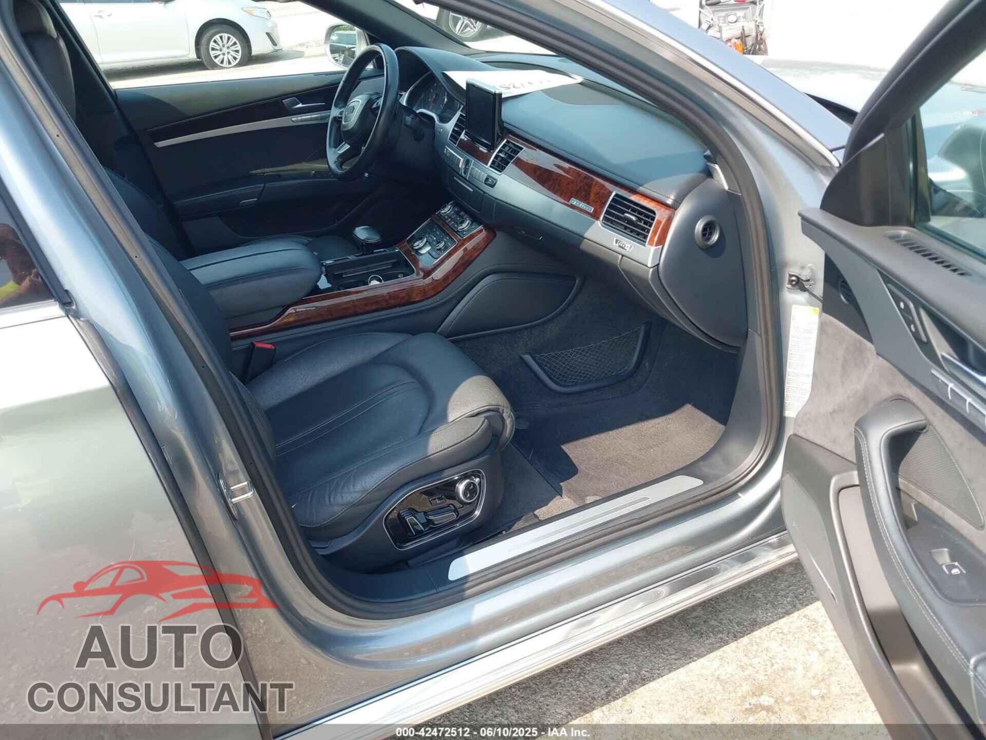 AUDI A8 2013 - WAUA2AFD5DN021950
