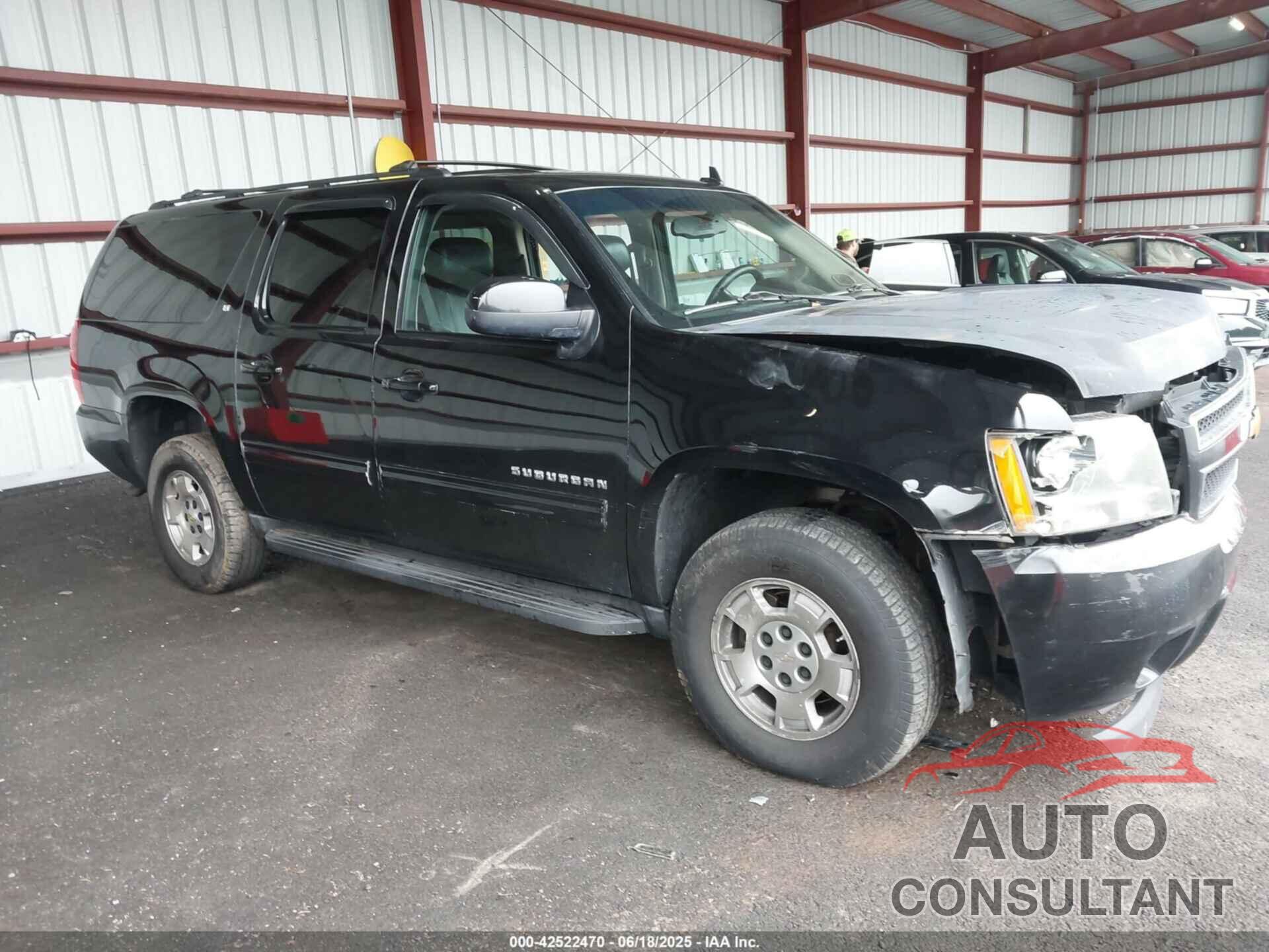CHEVROLET SUBURBAN 1500 2012 - 1GNSKJE77CR241592