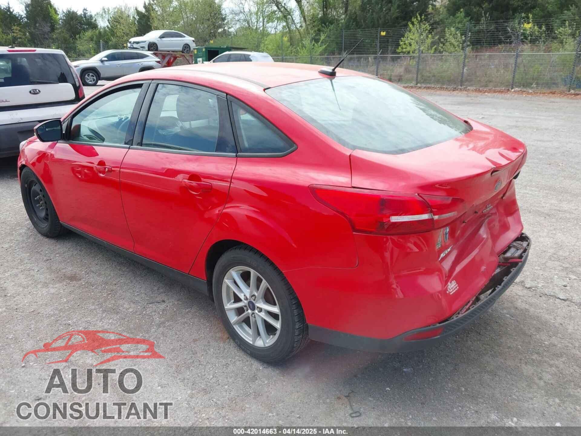FORD FOCUS 2015 - 1FADP3F2XFL351132