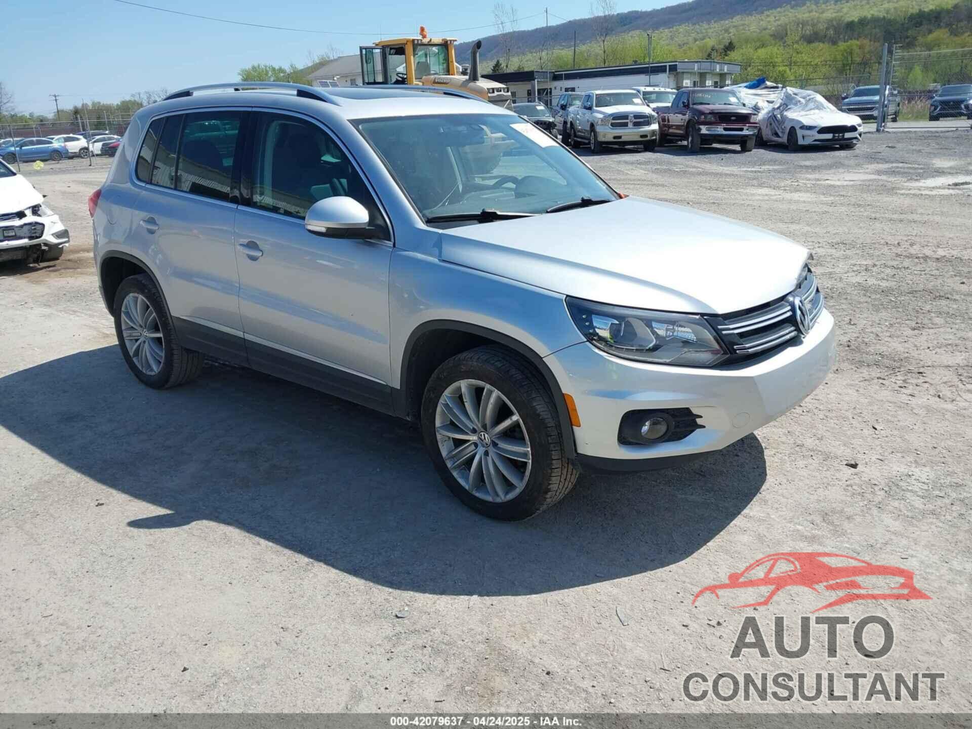 VOLKSWAGEN TIGUAN 2016 - WVGBV7AX5GW505307