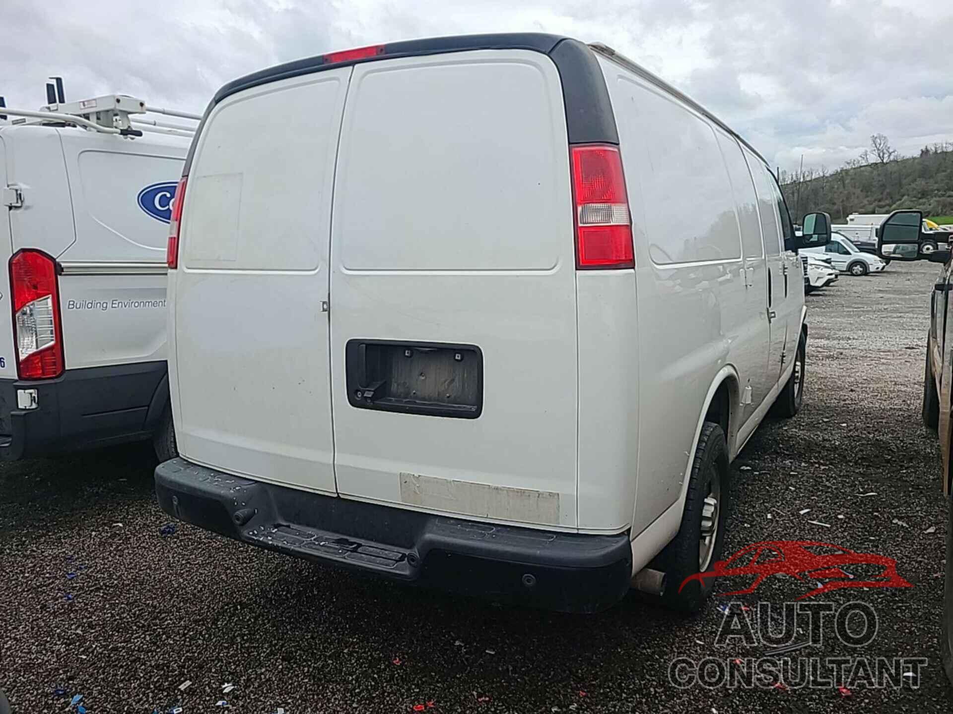 CHEVROLET EXPRESS 2500 2017 - 1GCWGAFF4H1325991