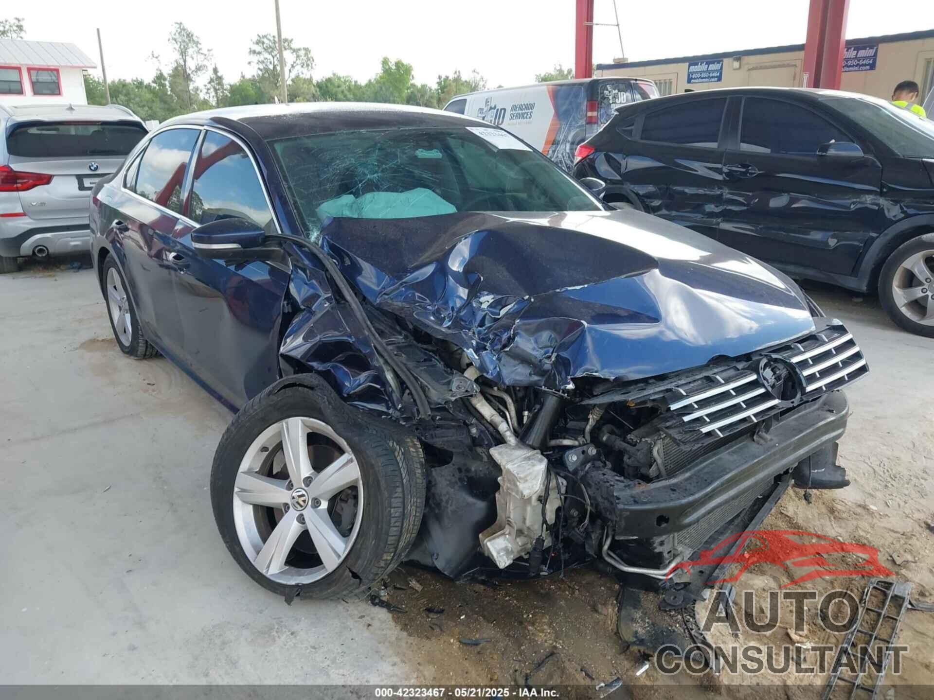 VOLKSWAGEN PASSAT 2015 - 1VWBV7A38FC047664