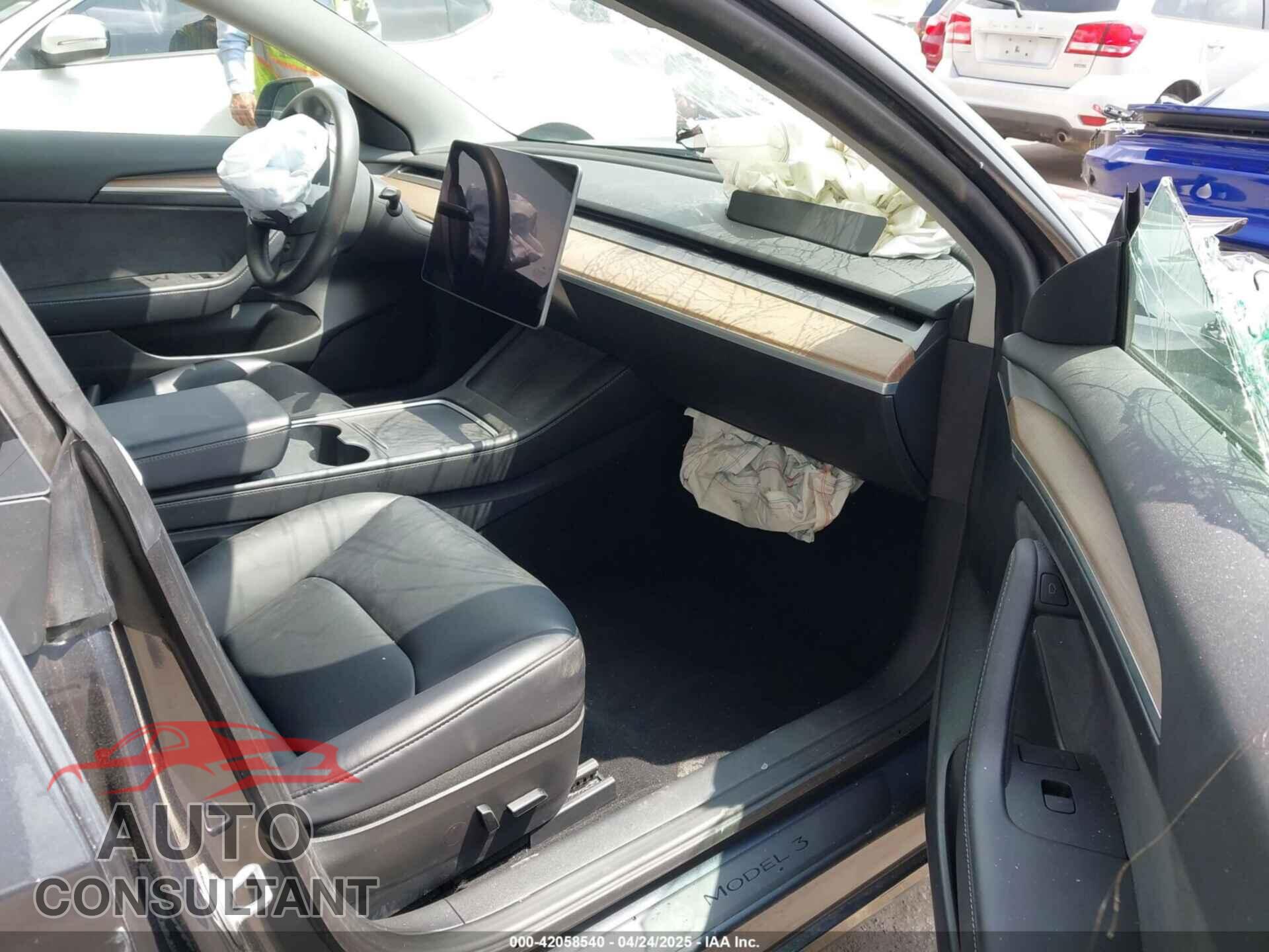 TESLA MODEL 3 2023 - 5YJ3E1EA0PF518904
