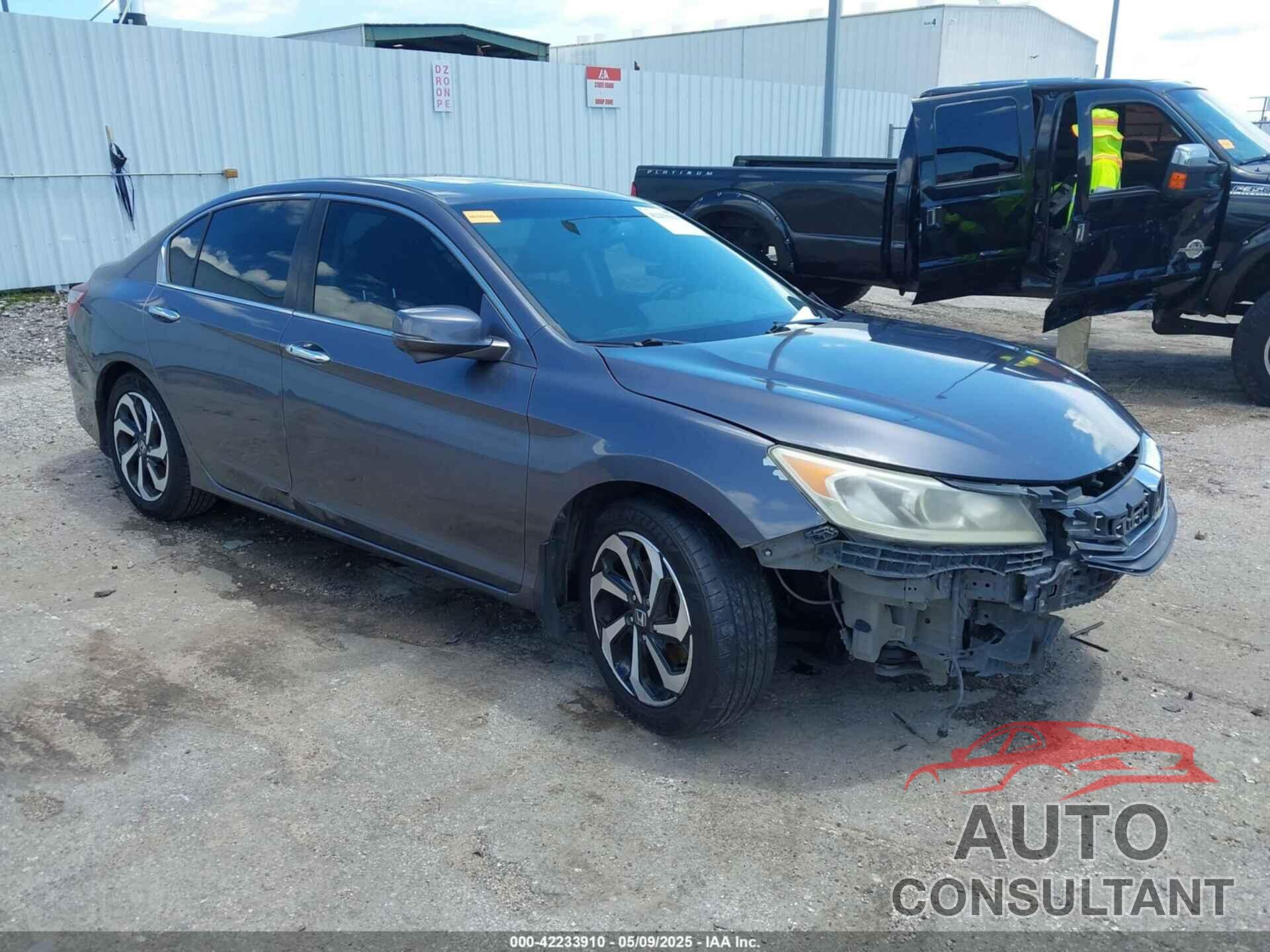 HONDA ACCORD 2016 - 1HGCR2F82GA009901