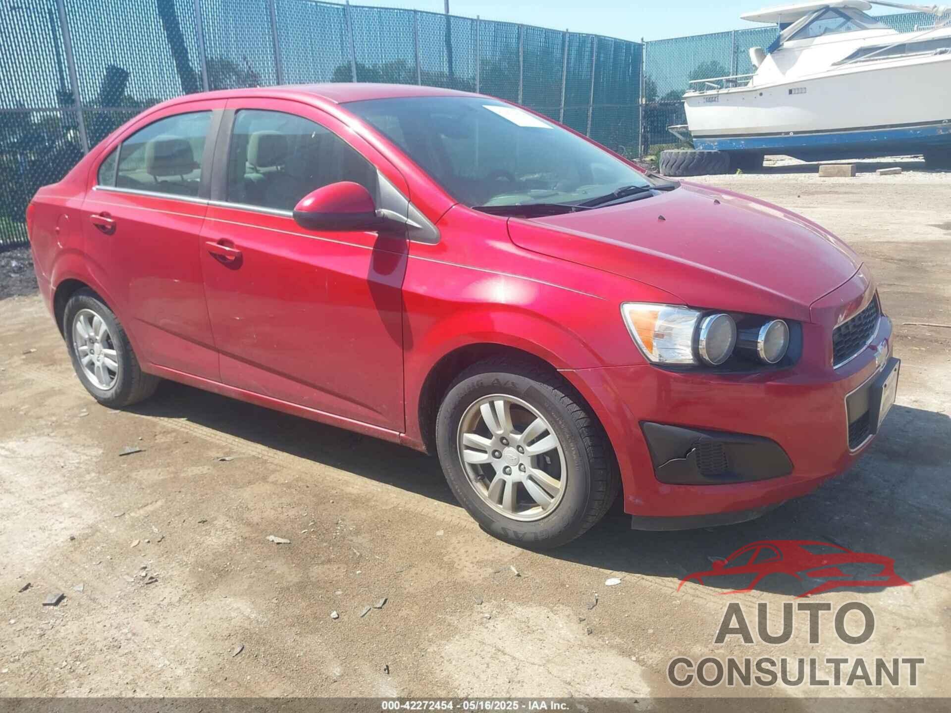 CHEVROLET SONIC 2014 - 1G1JC5SH4E4142811