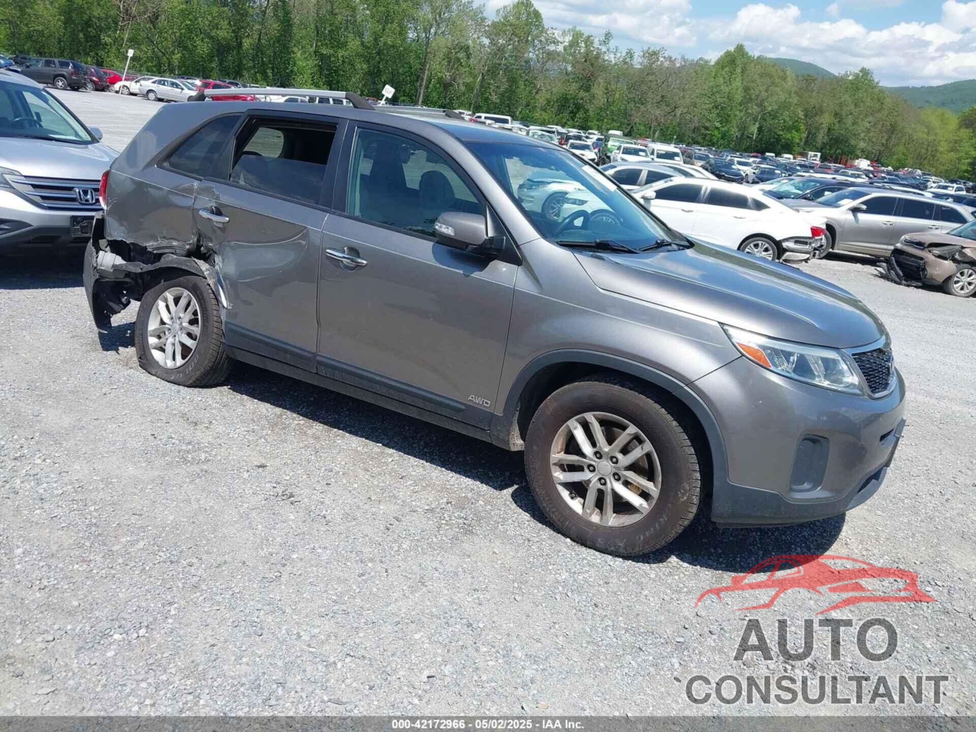 KIA SORENTO 2015 - 5XYKTCA67FG654369