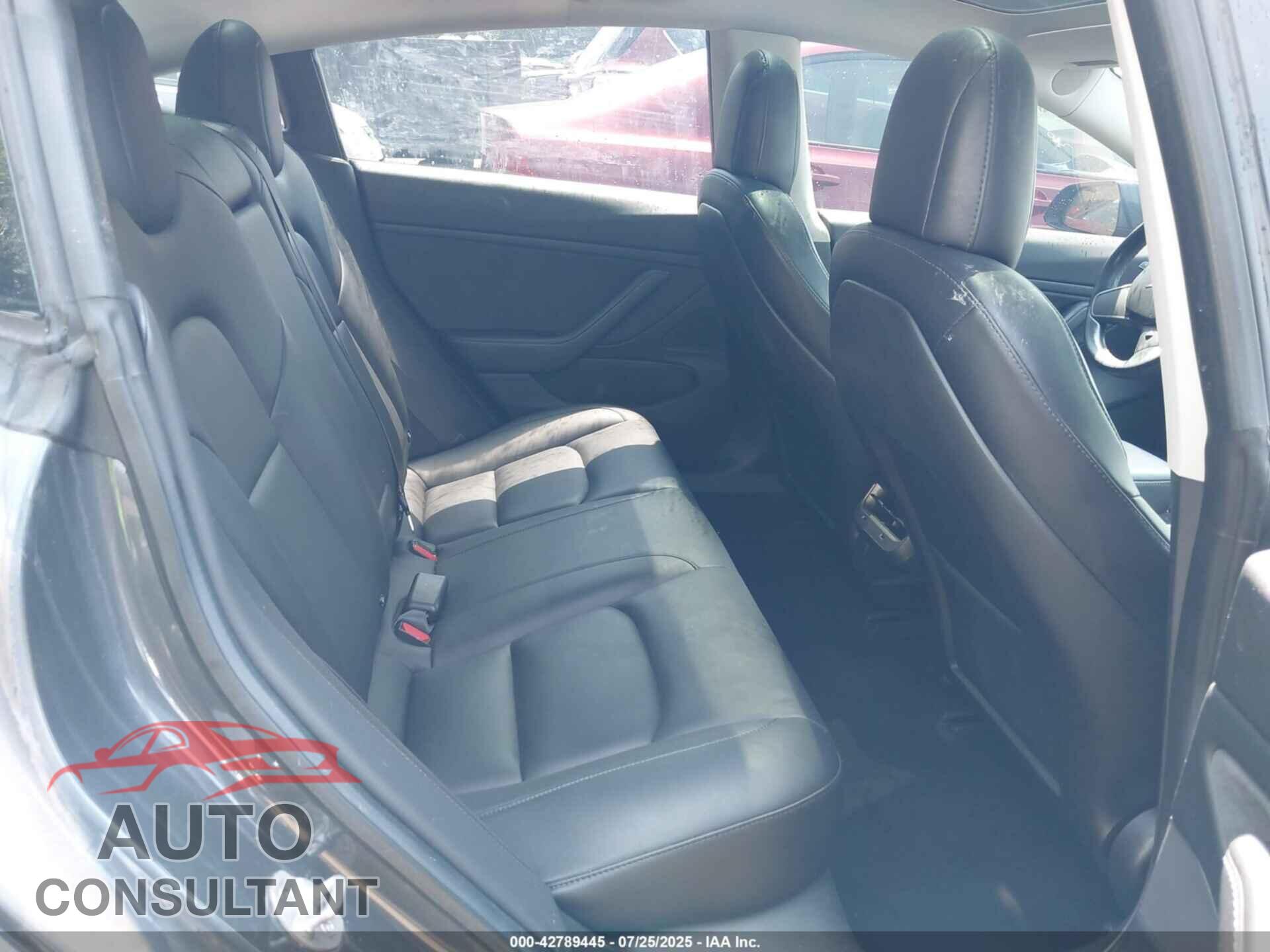 TESLA MODEL 3 2018 - 5YJ3E1EB9JF073661