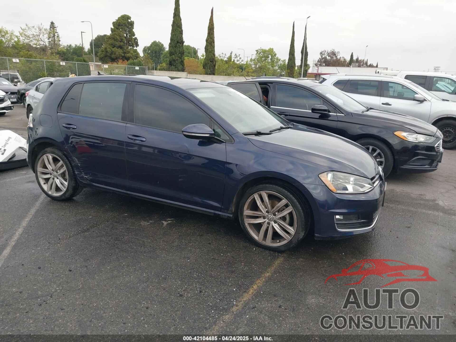 VOLKSWAGEN GOLF 2017 - 3VW217AU1HM043235