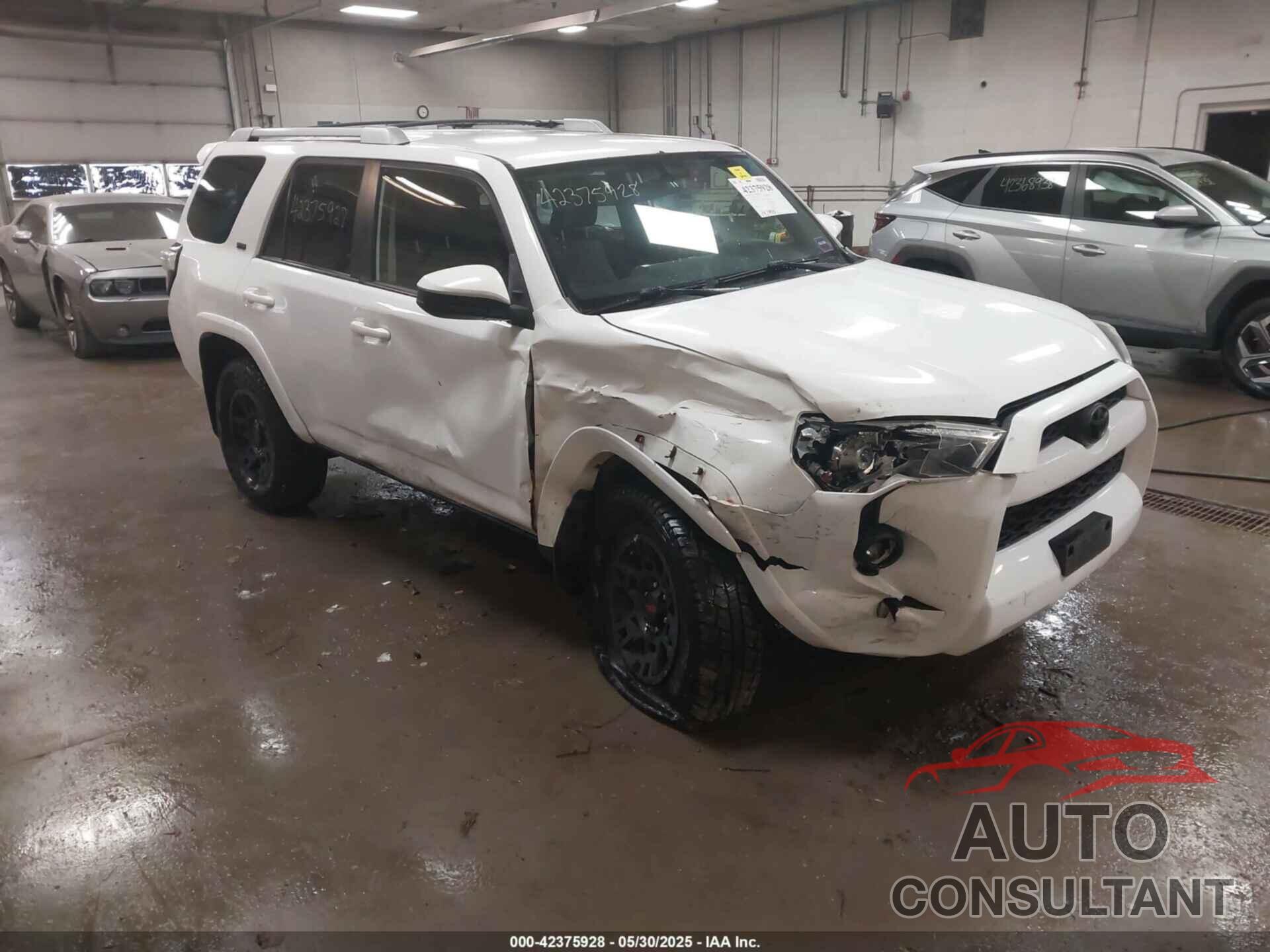 TOYOTA 4RUNNER 2014 - JTEBU5JR1E5168680