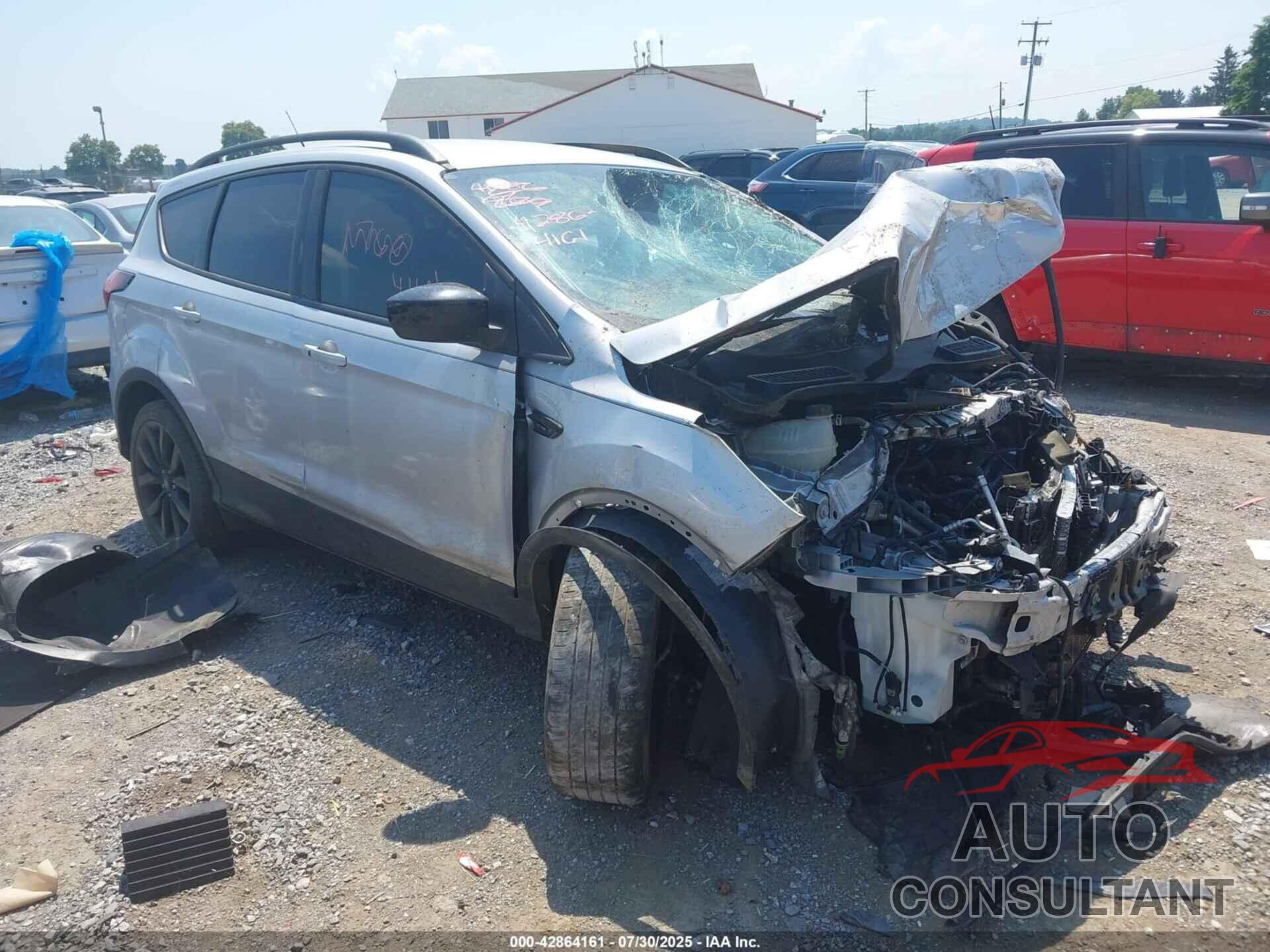 FORD ESCAPE 2019 - 1FMCU0GD7KUB21335