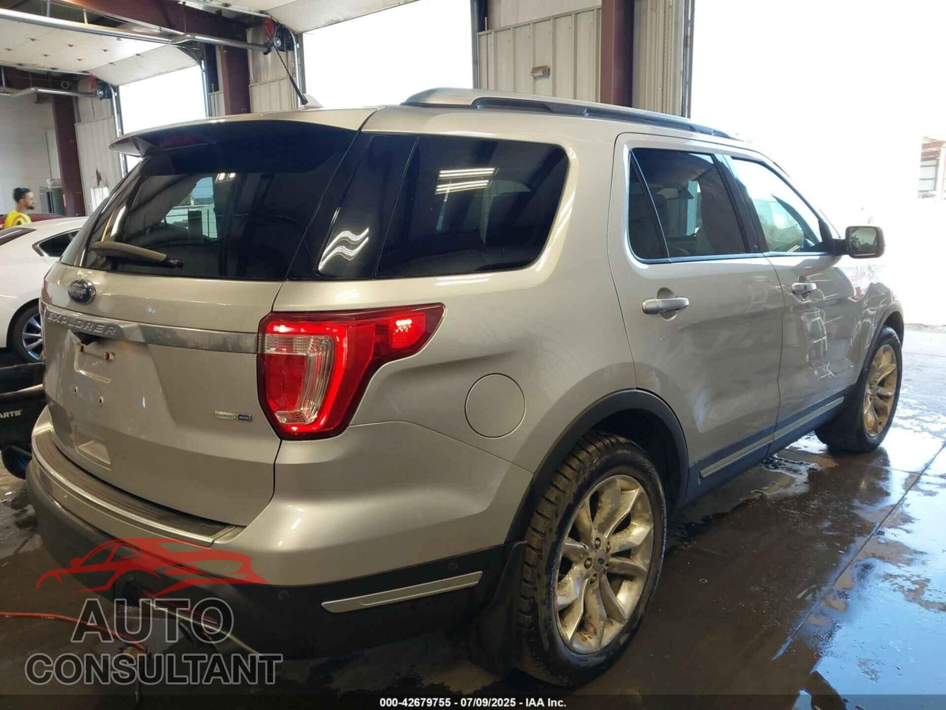 FORD EXPLORER 2018 - 1FM5K8HT1JGB31021