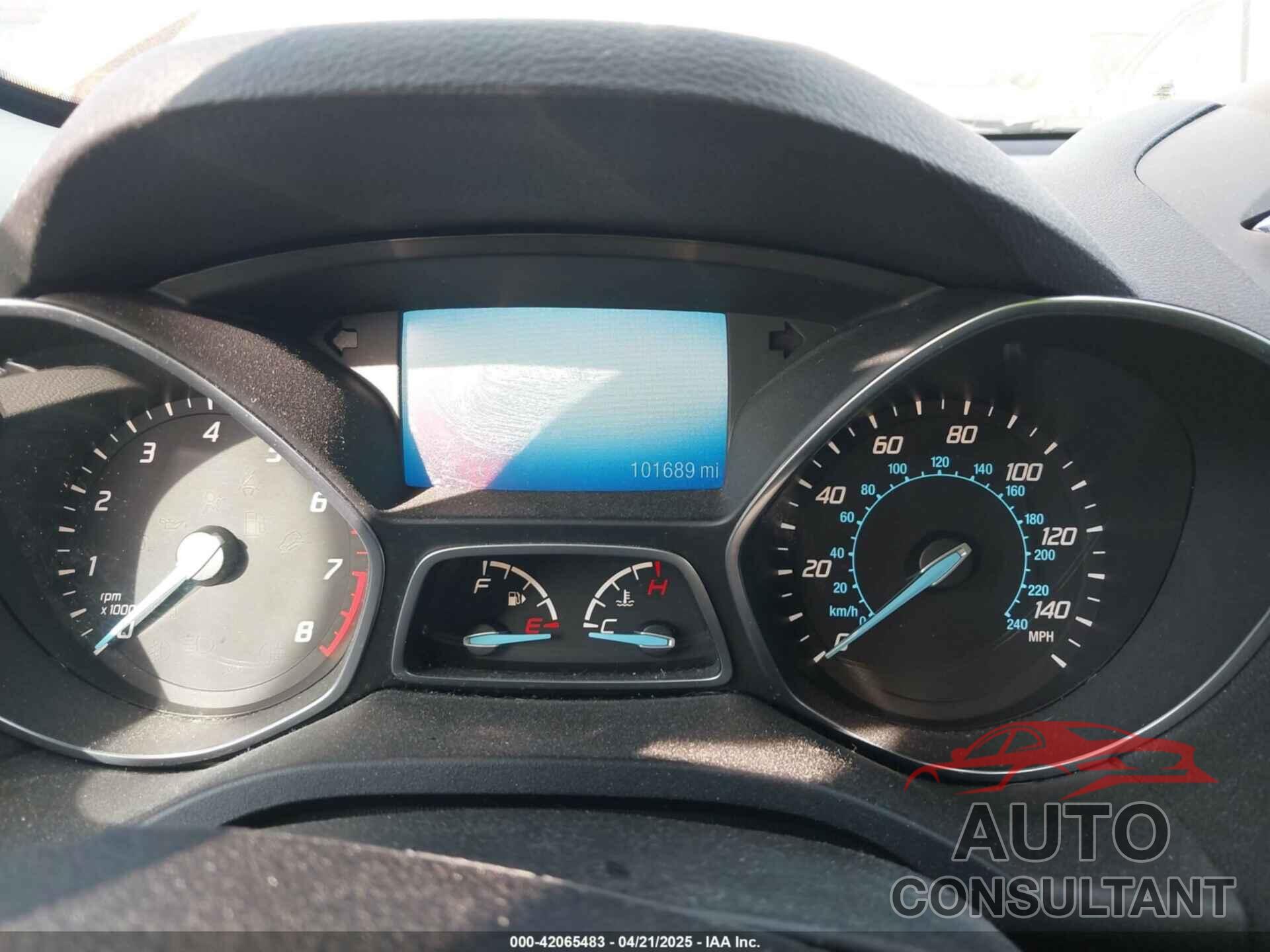 FORD ESCAPE 2016 - 1FMCU0GX1GUC62175