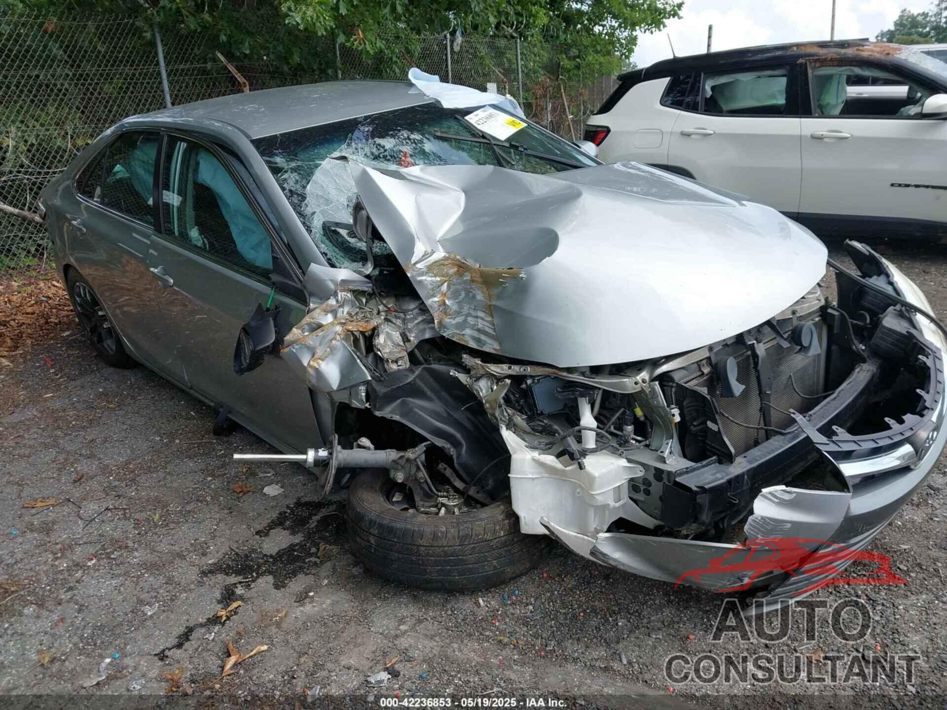 TOYOTA CAMRY 2016 - 4T4BF1FK6GR546361