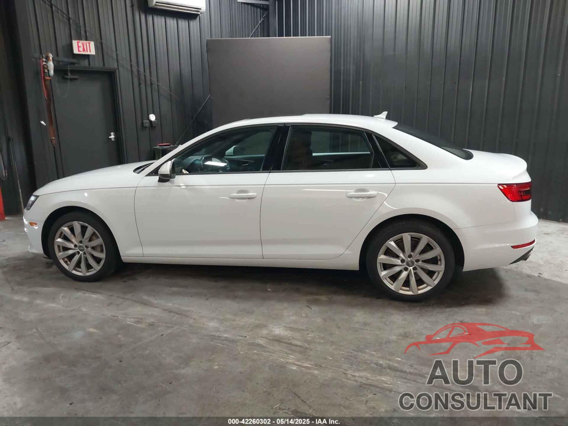 AUDI A4 2017 - WAUANAF4XHA077628