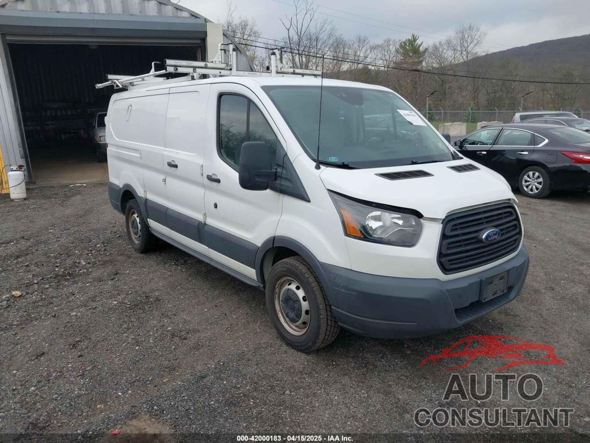 FORD TRANSIT-150 2018 - 1FTYE1ZMXJKB56181