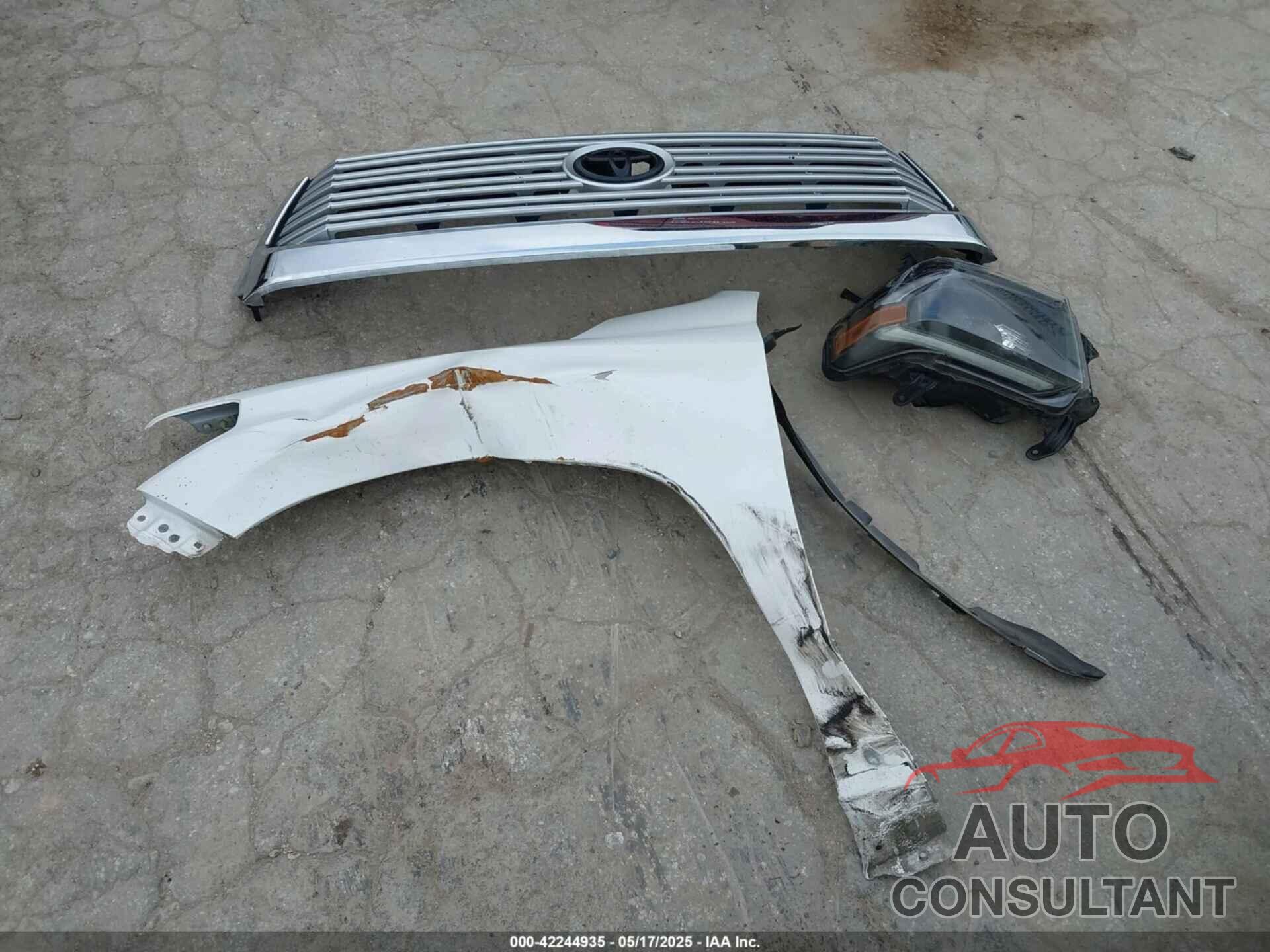 TOYOTA TUNDRA 2017 - 5TFEW5F14HX220598