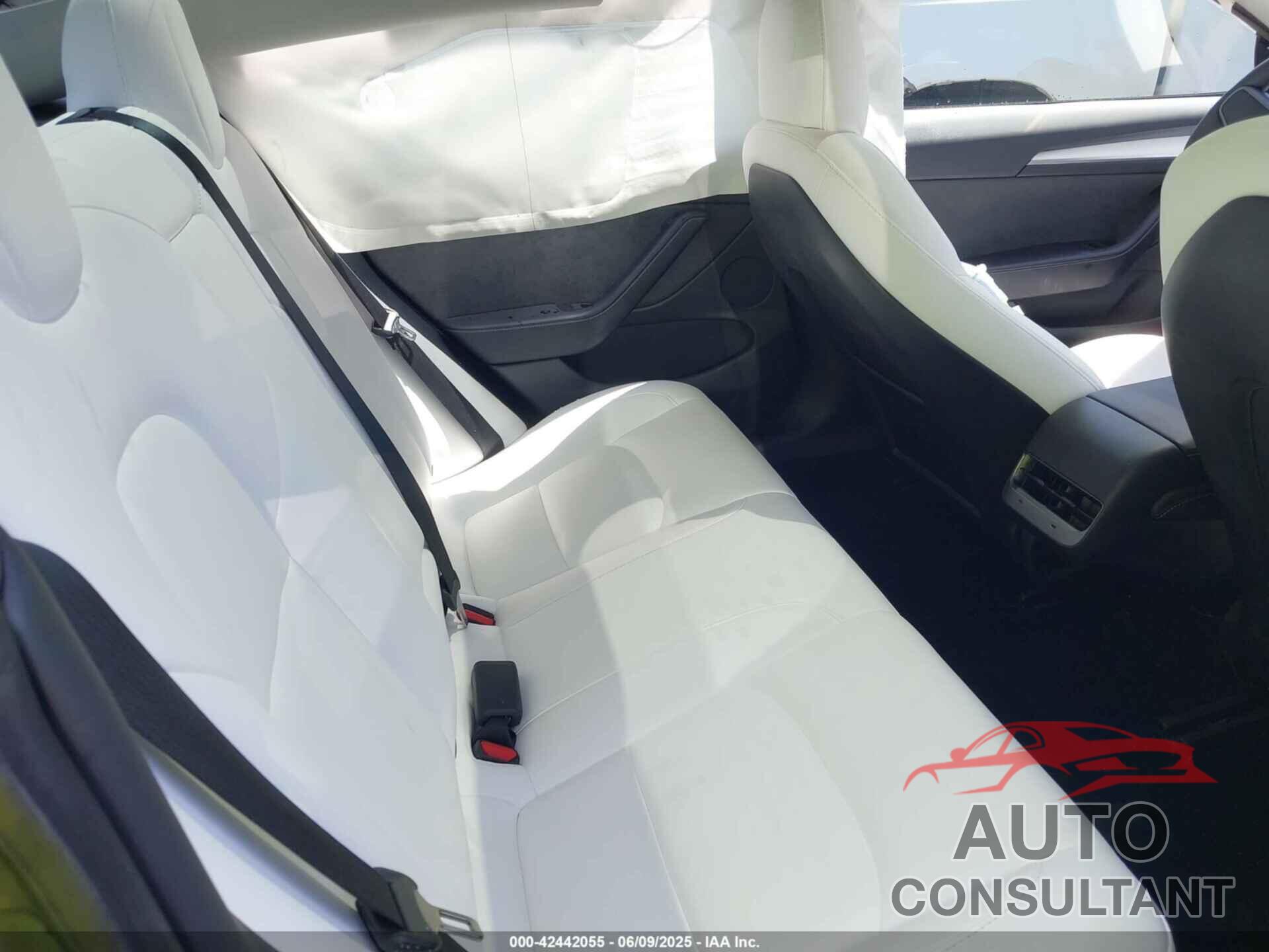 TESLA MODEL 3 2023 - 5YJ3E1EA7PF413311