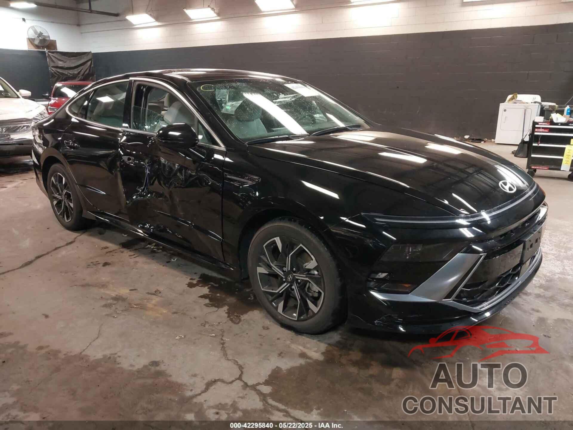HYUNDAI SONATA 2024 - KMHL64JA2RA382142