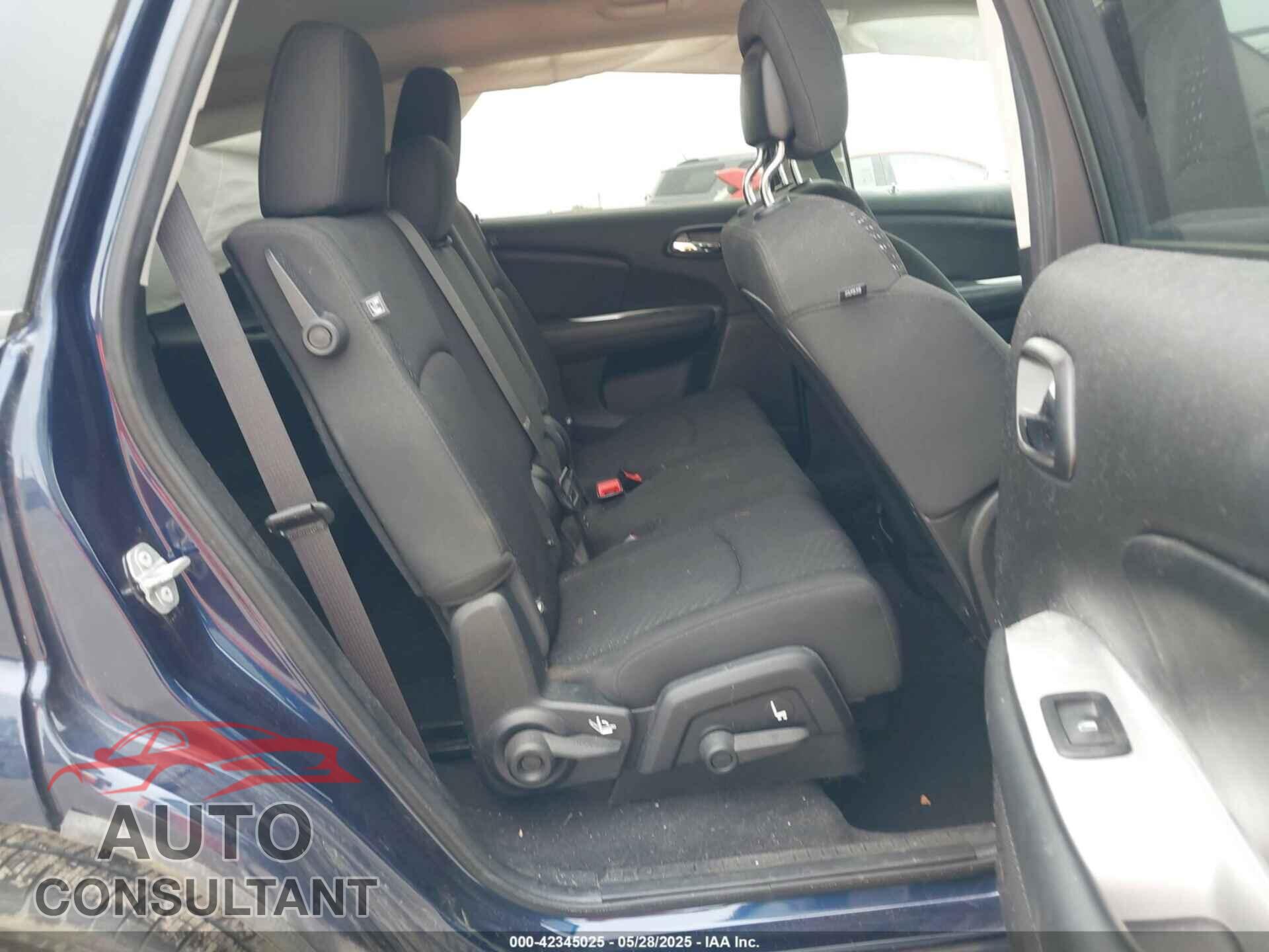DODGE JOURNEY 2017 - 3C4PDCBB9HT701492