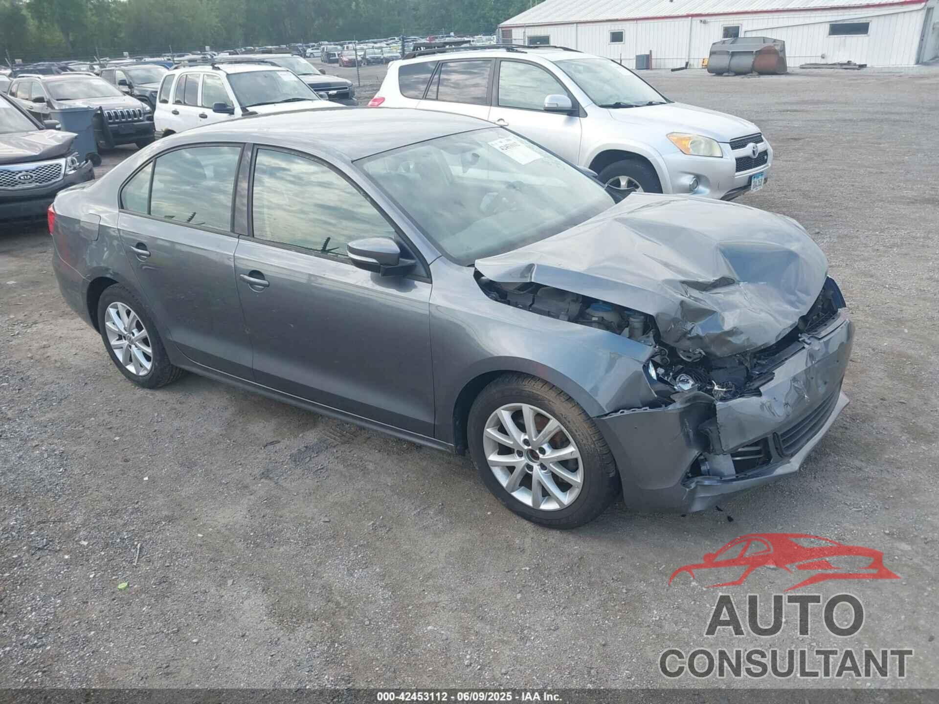 VOLKSWAGEN JETTA 2011 - 3VWDX7AJ5BM388532