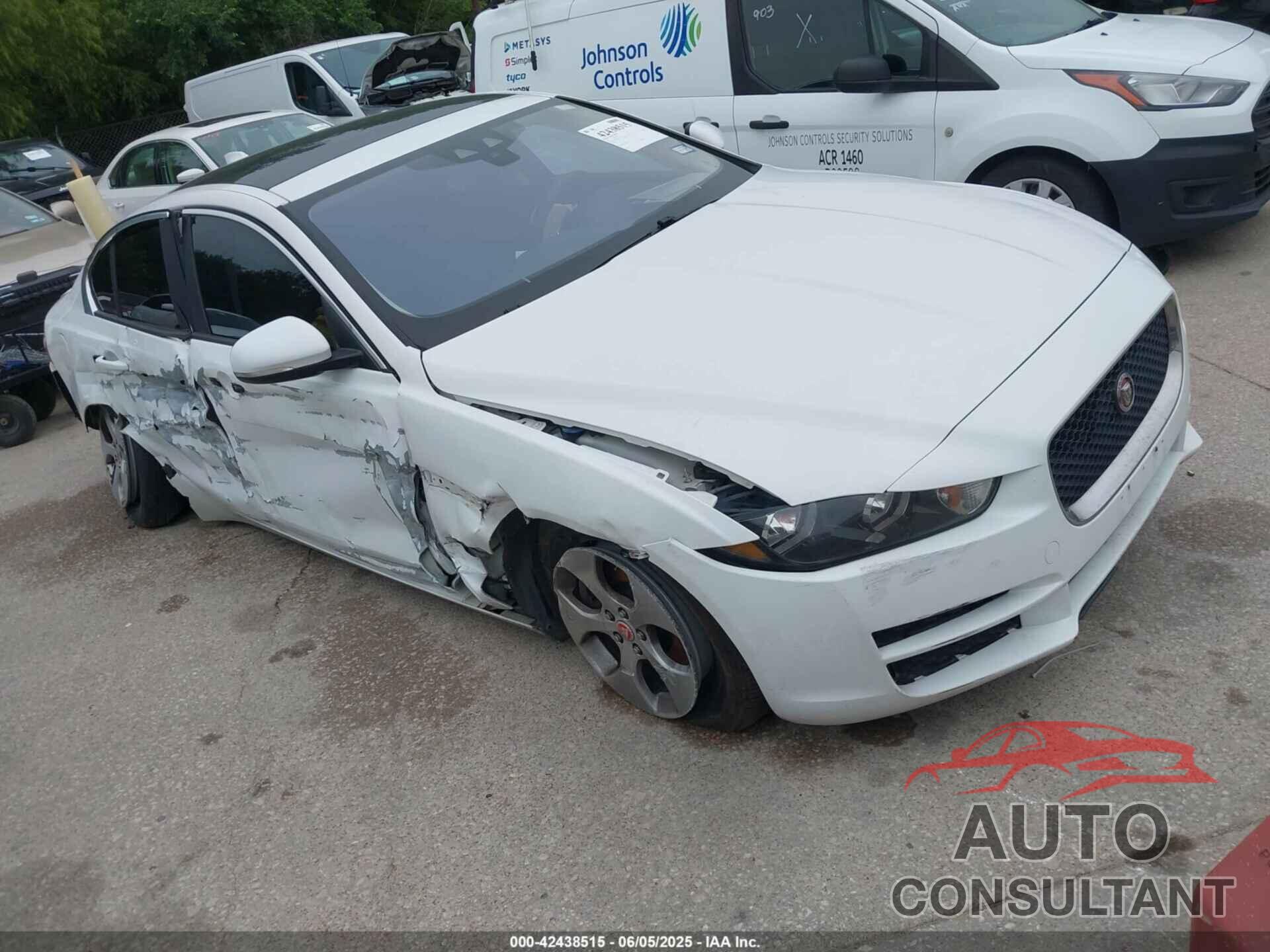 JAGUAR XE 2017 - SAJAR4BG6HA978750