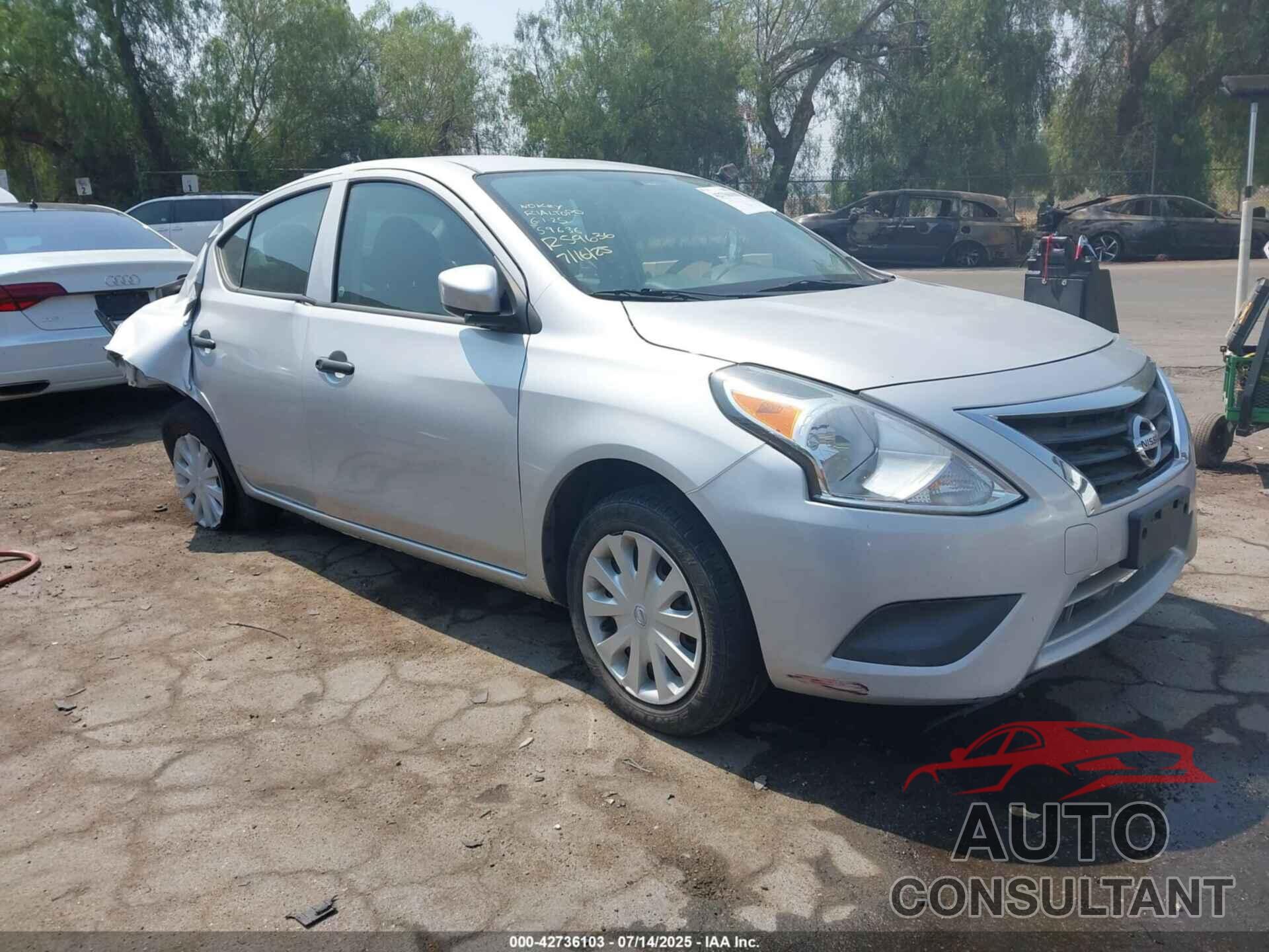 NISSAN VERSA 2019 - 3N1CN7AP4KL824515