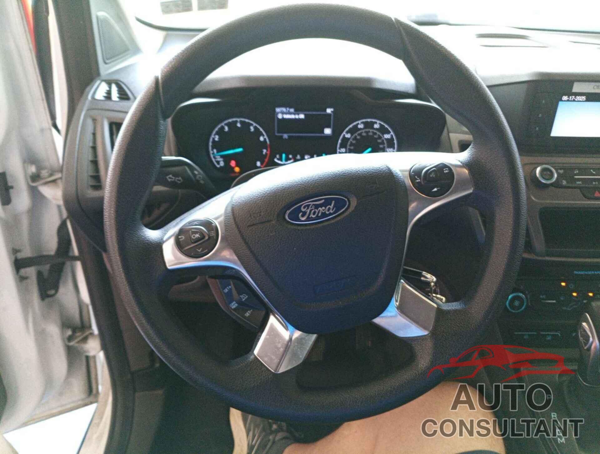 FORD TRANSIT CONNECT 2019 - NM0LS7E25K1392266